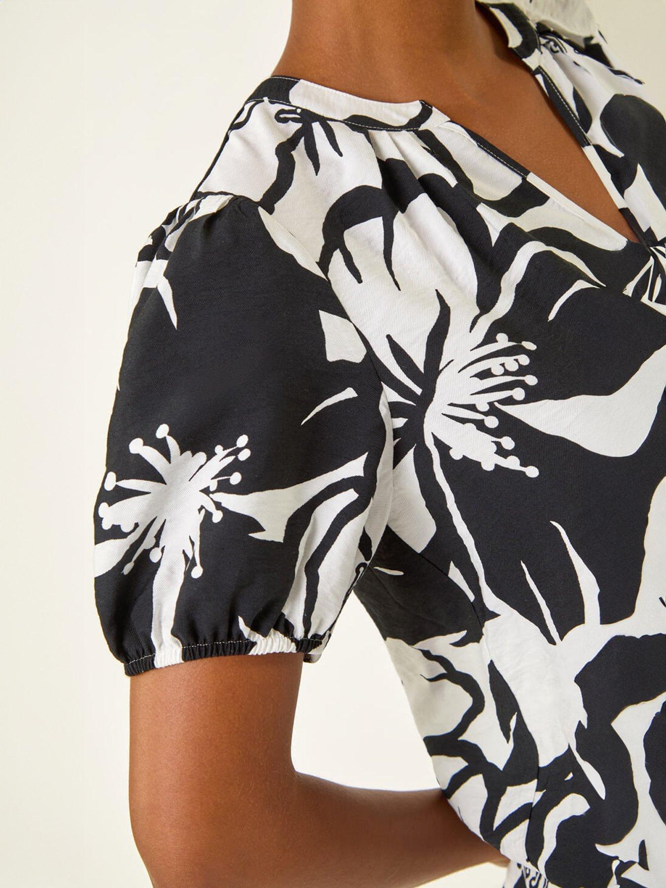 Image 5 of 5 of Roman Floral Mono Print V-neck Top