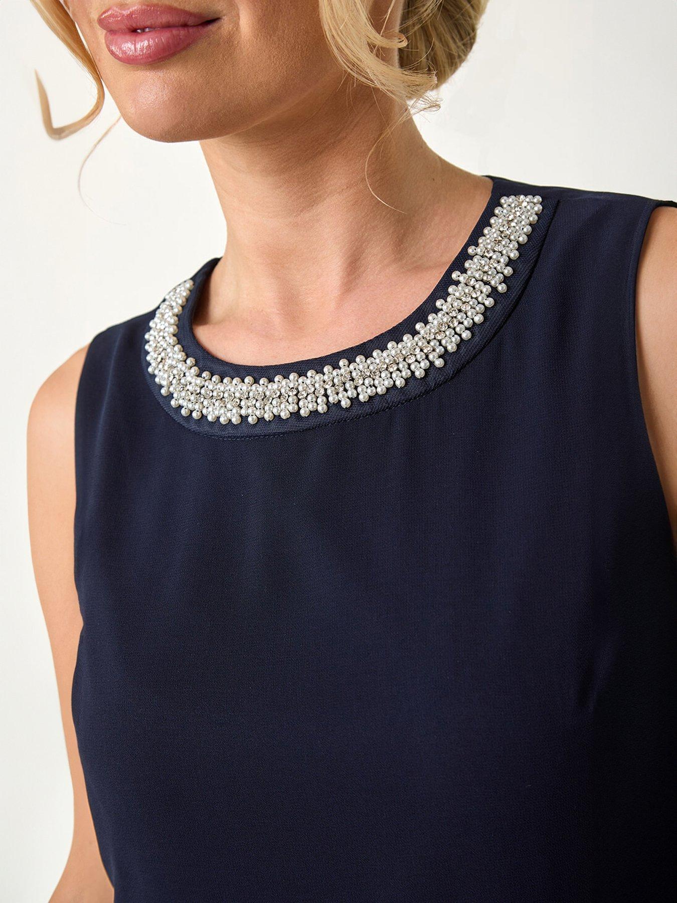 roman-petite-2-in-1-neck-trim-shift-dressdetail