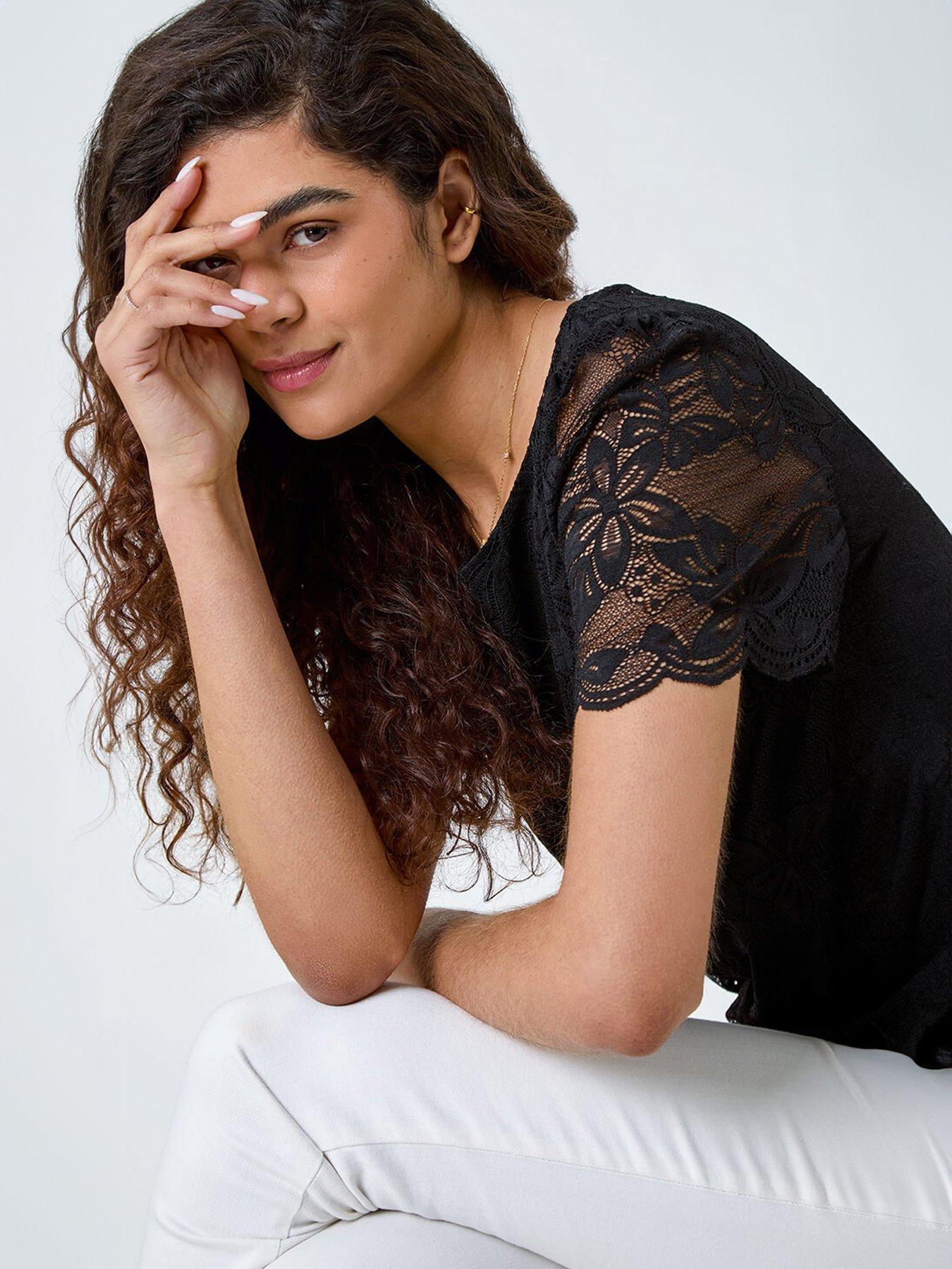 roman-floral-stretch-lace-topoutfit