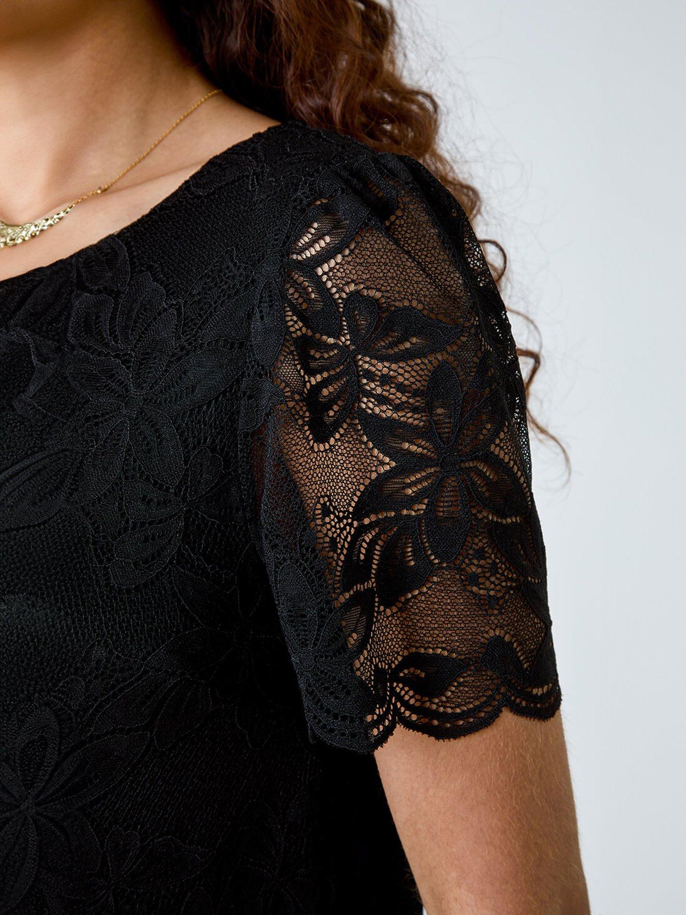roman-floral-stretch-lace-topdetail