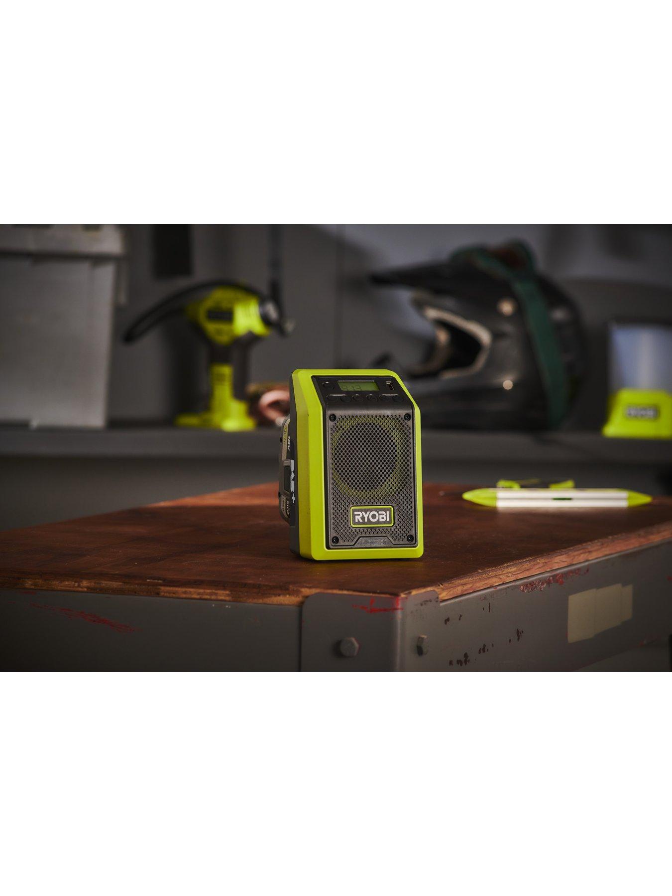 ryobi-rrdab18-0-compact-radio-with-daboutfit