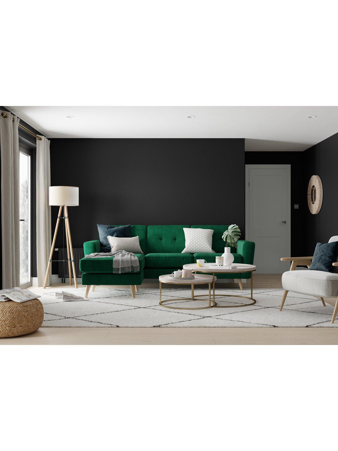 Image 6 of 6 of Dulux Easycare Washable &amp; Tough Matt Rich Black 2.5L Paint