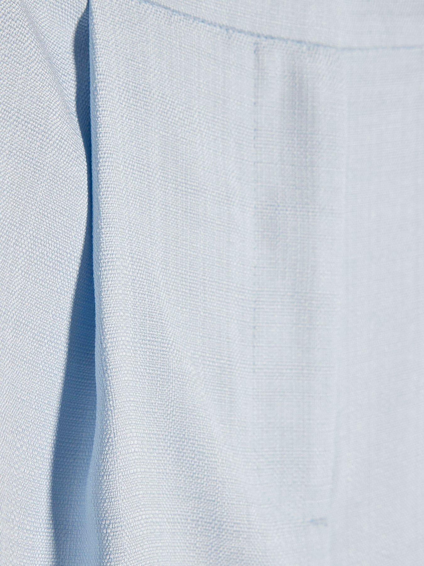 Image 6 of 6 of River Island Roklov Easy Short - Blue
