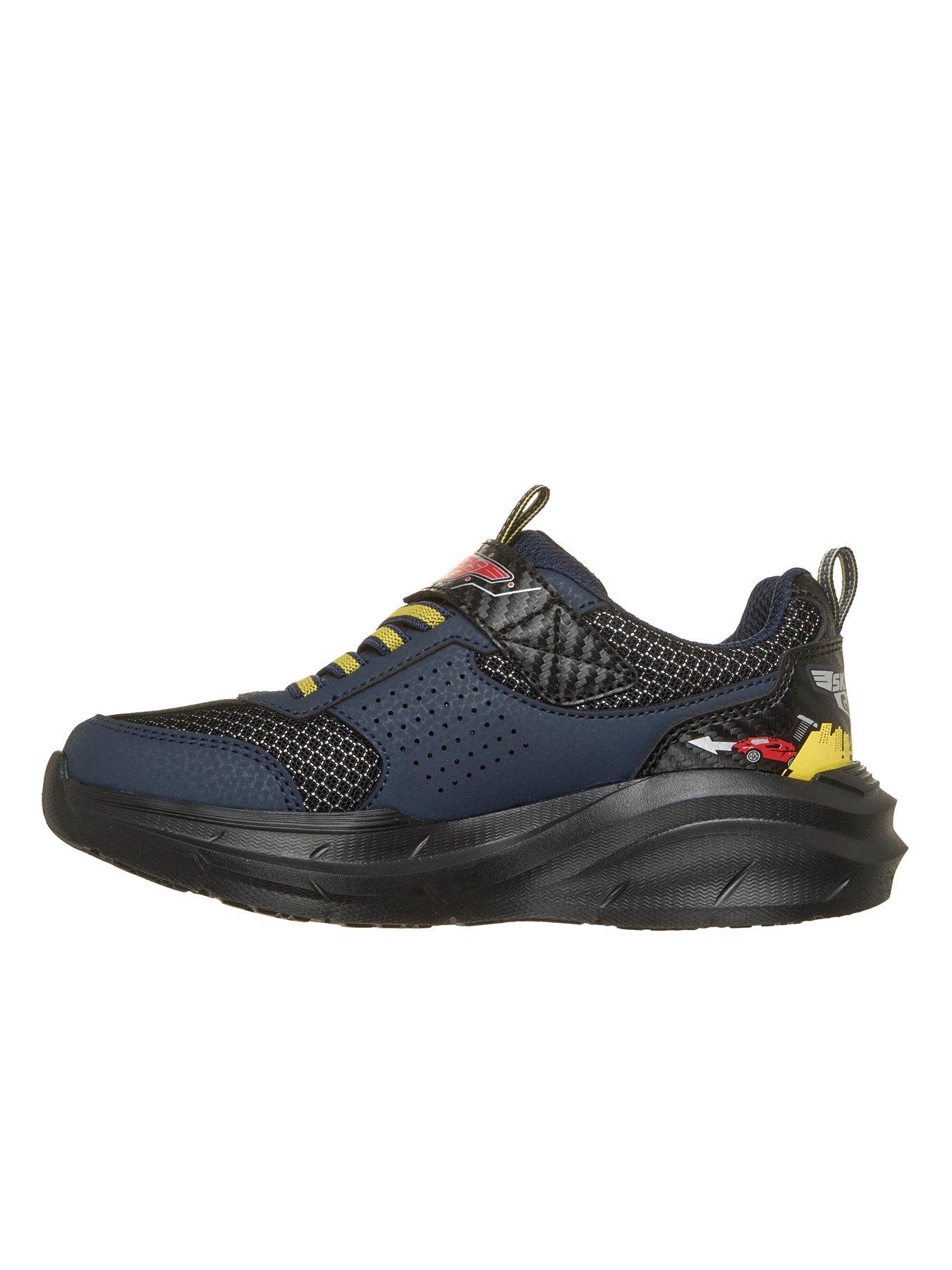 Image 5 of 7 of Skechers Junior Garage Graphic Sports Trainers - Black