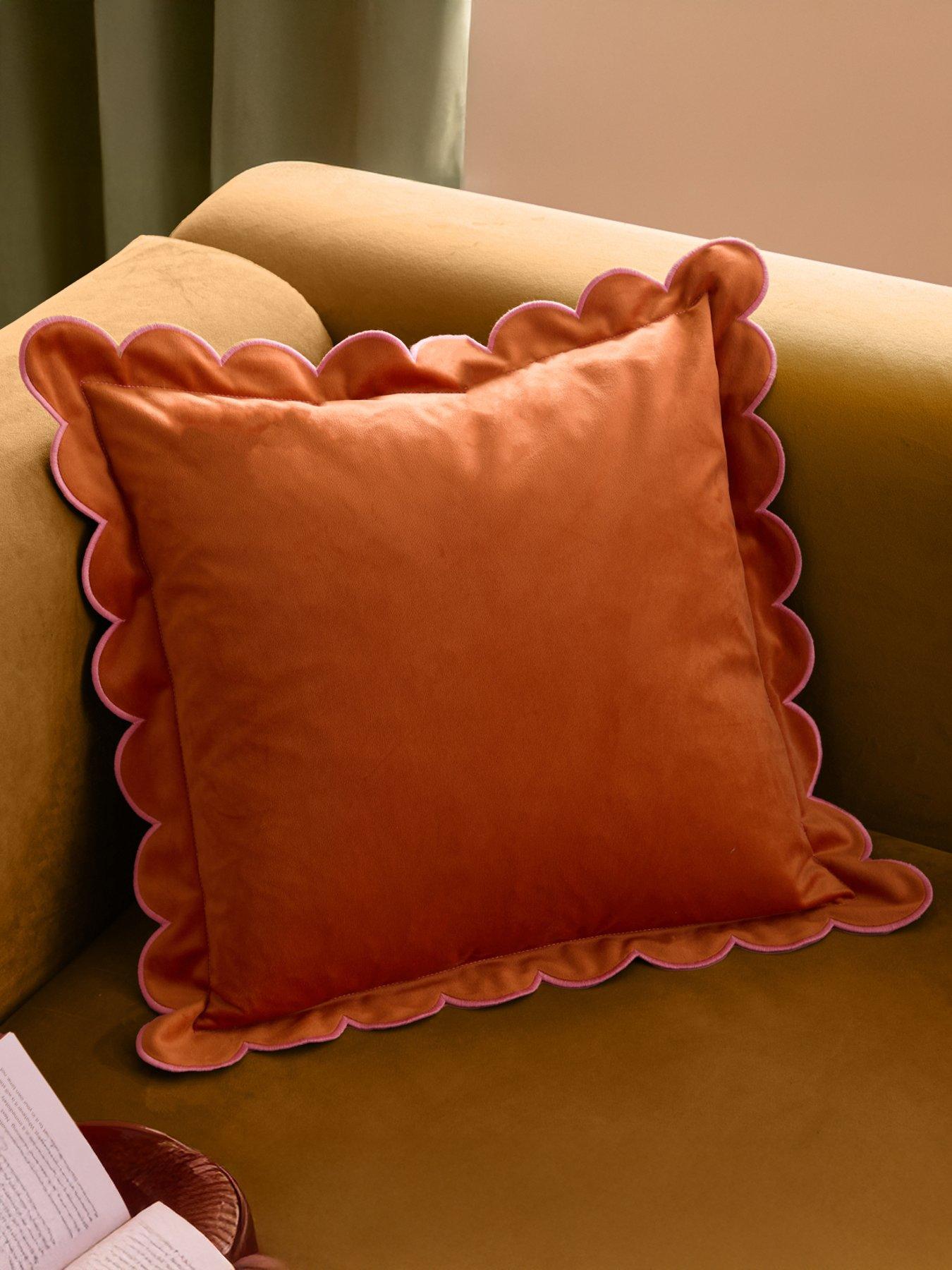 Furn Lil Scallop 45x45cm Cushion