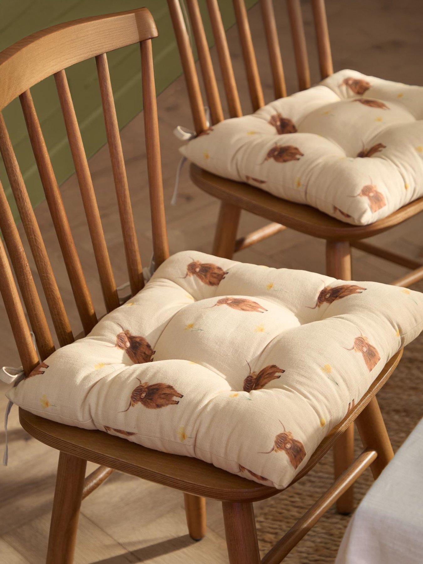 Wylder Ramble Highland Cow 40X40 Seat Pads Natural