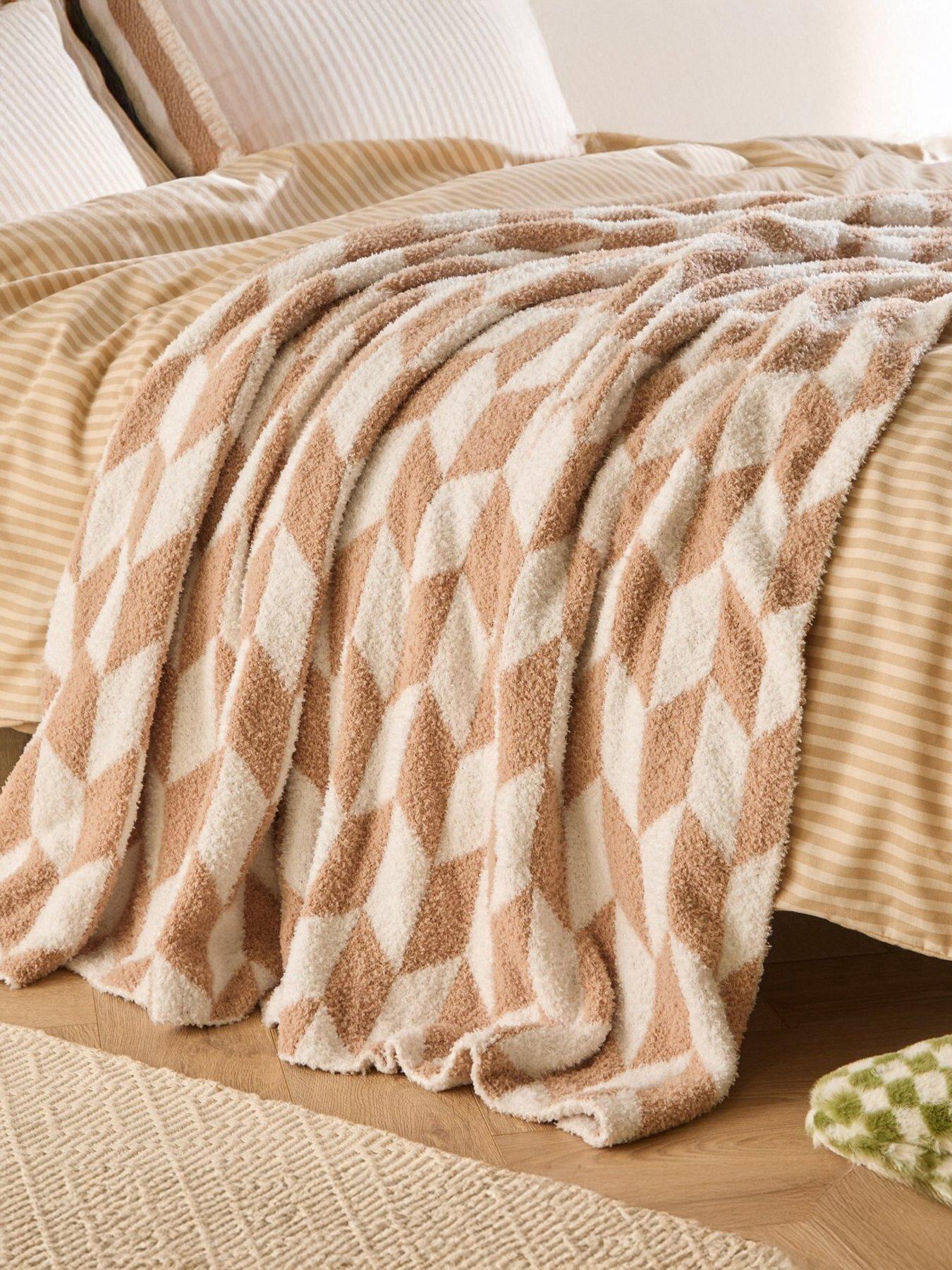 Furn Olsen 130x180cm Throw - Retro Pink