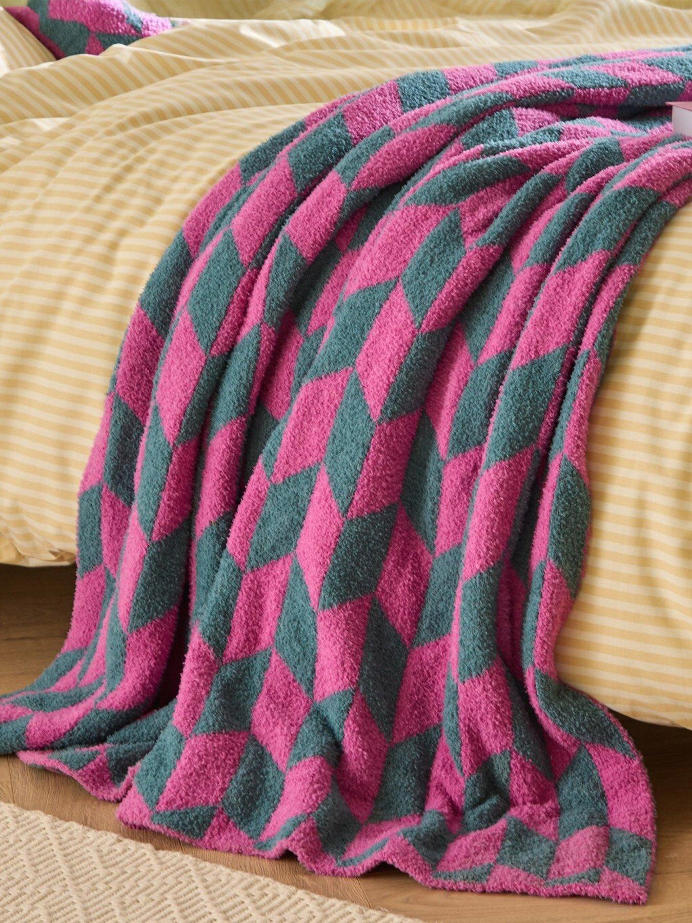 Image 1 of 3 of Furn Olsen 130x180cm Throw - Retro Pink&nbsp;