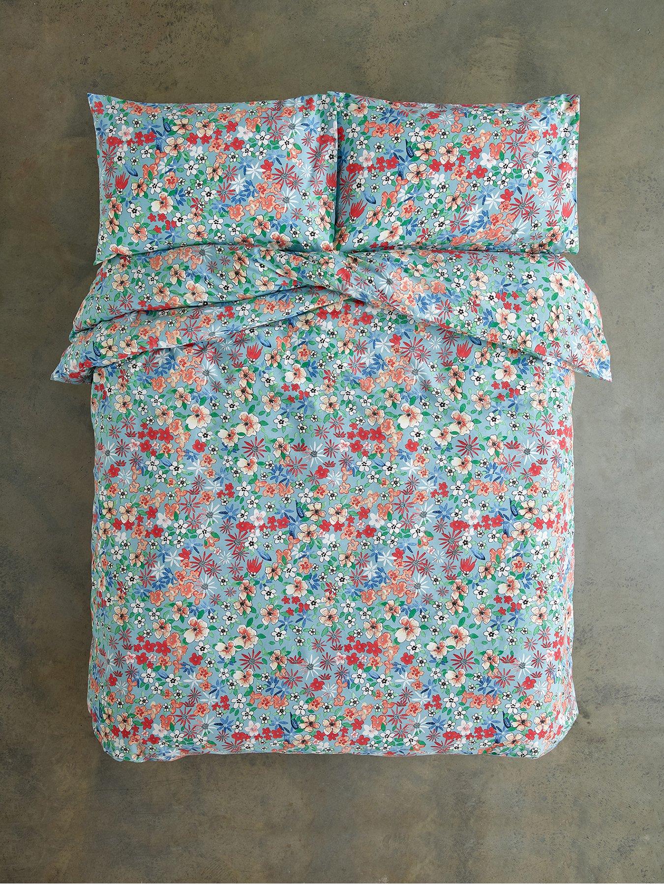 deyongs-floral-mosaic-duvet-setstillFront