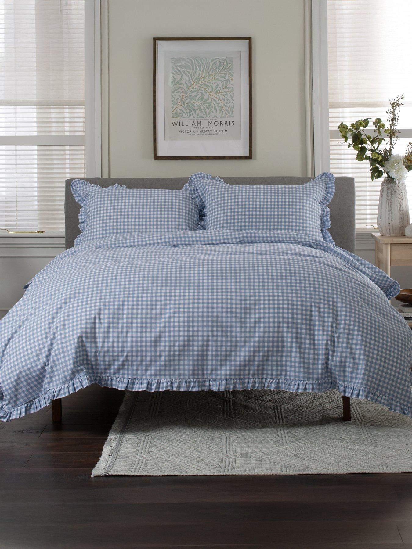 Deyongs TLC Gingham Frilled Duvet Set