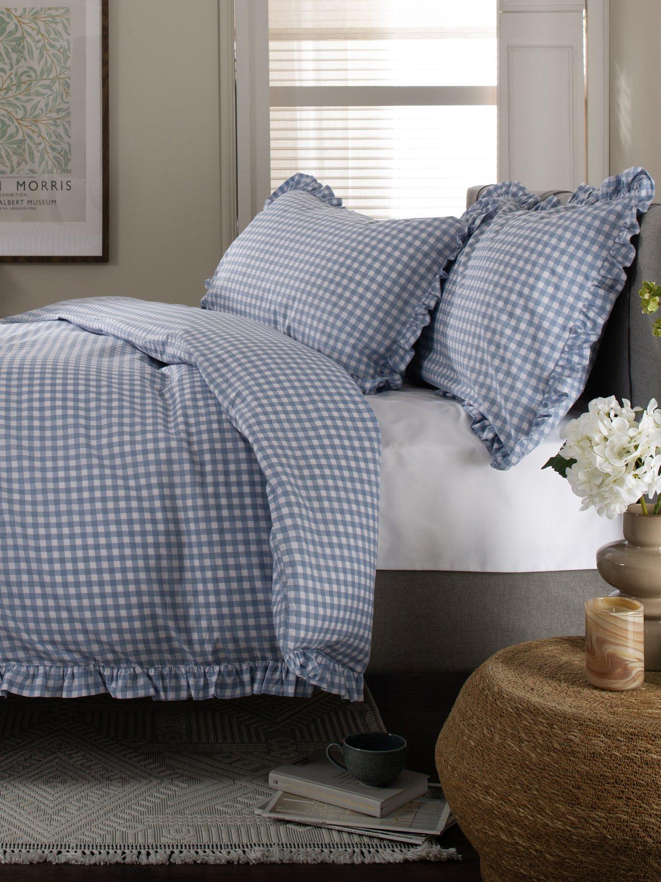 deyongs-tlc-gingham-frilled-duvet-setoutfit