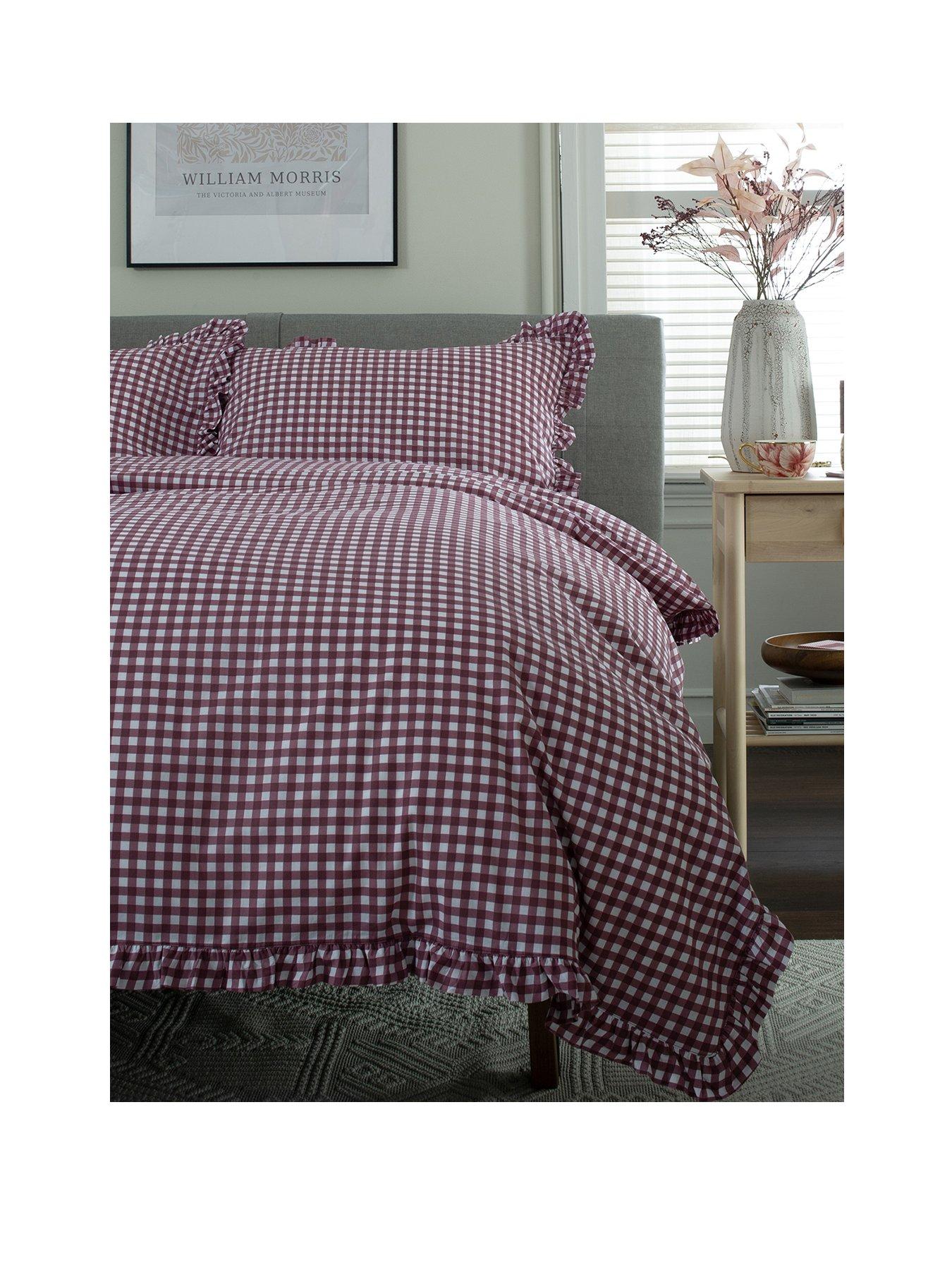 deyongs-tlc-gingham-frilled-duvet-setstillFront