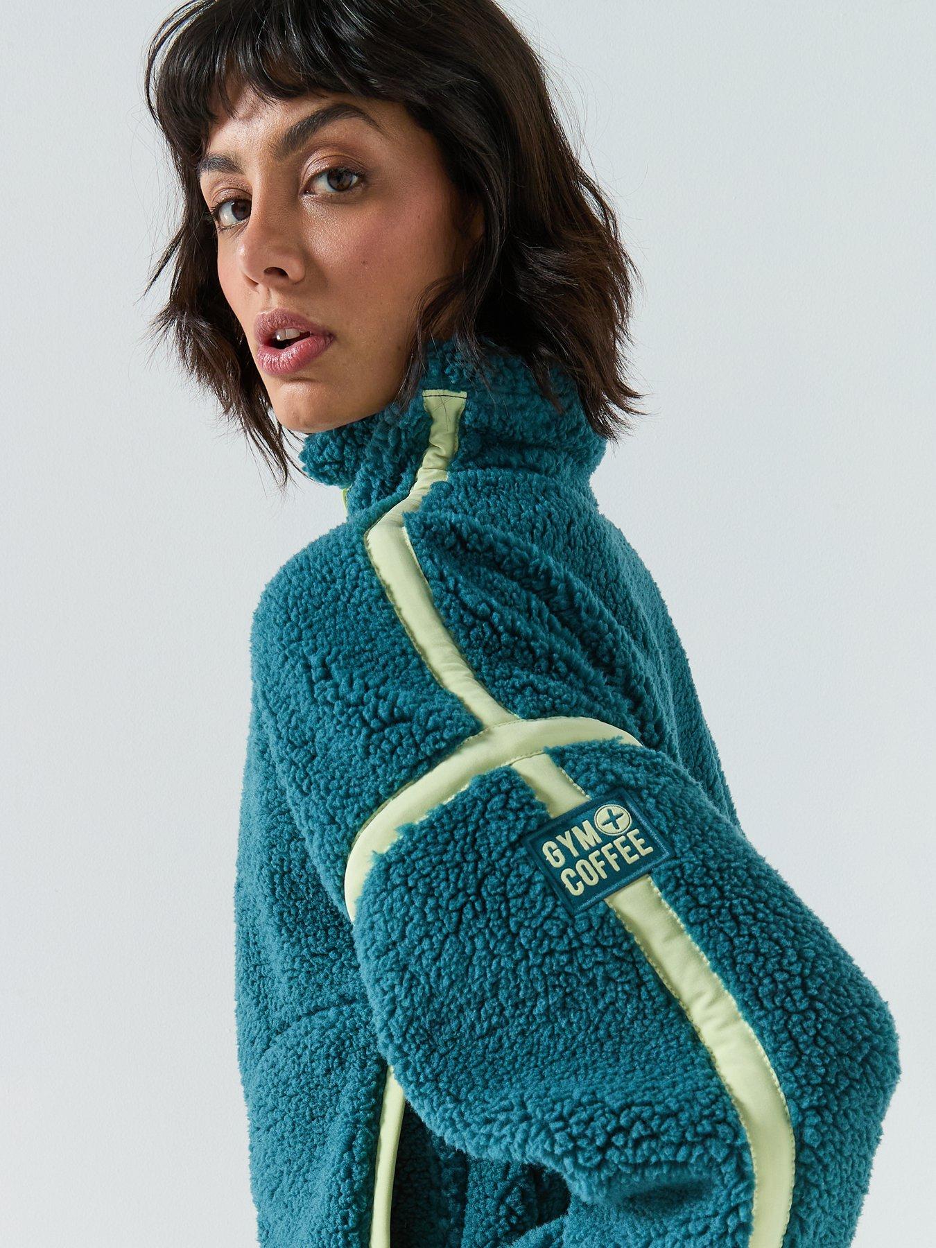 gym-coffee-womens-training-industry-fleece-half-zip-greenoutfit