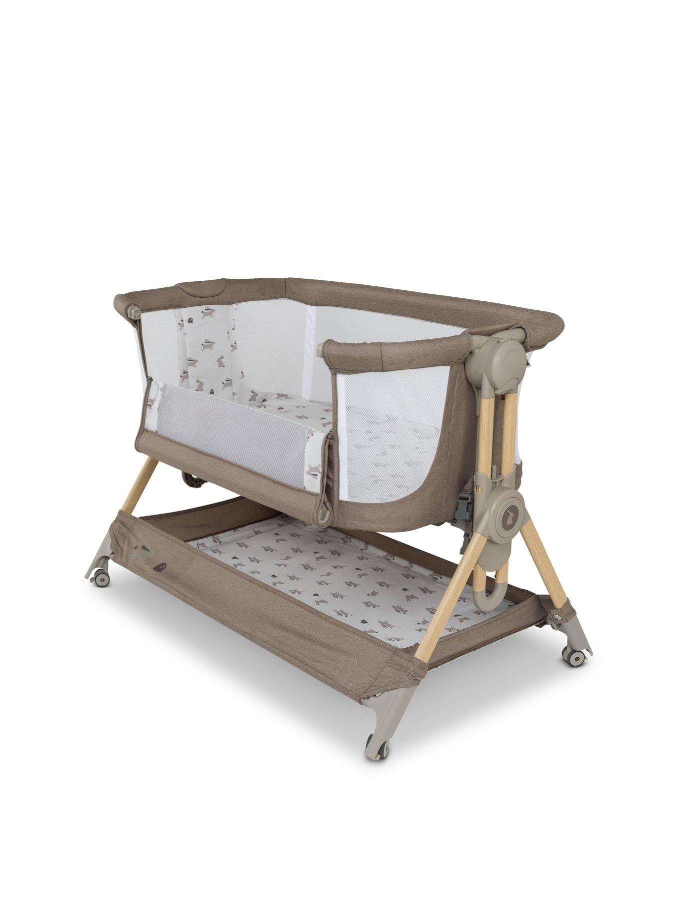cosatto-close-to-me-folding-bedside-crib-lollopback