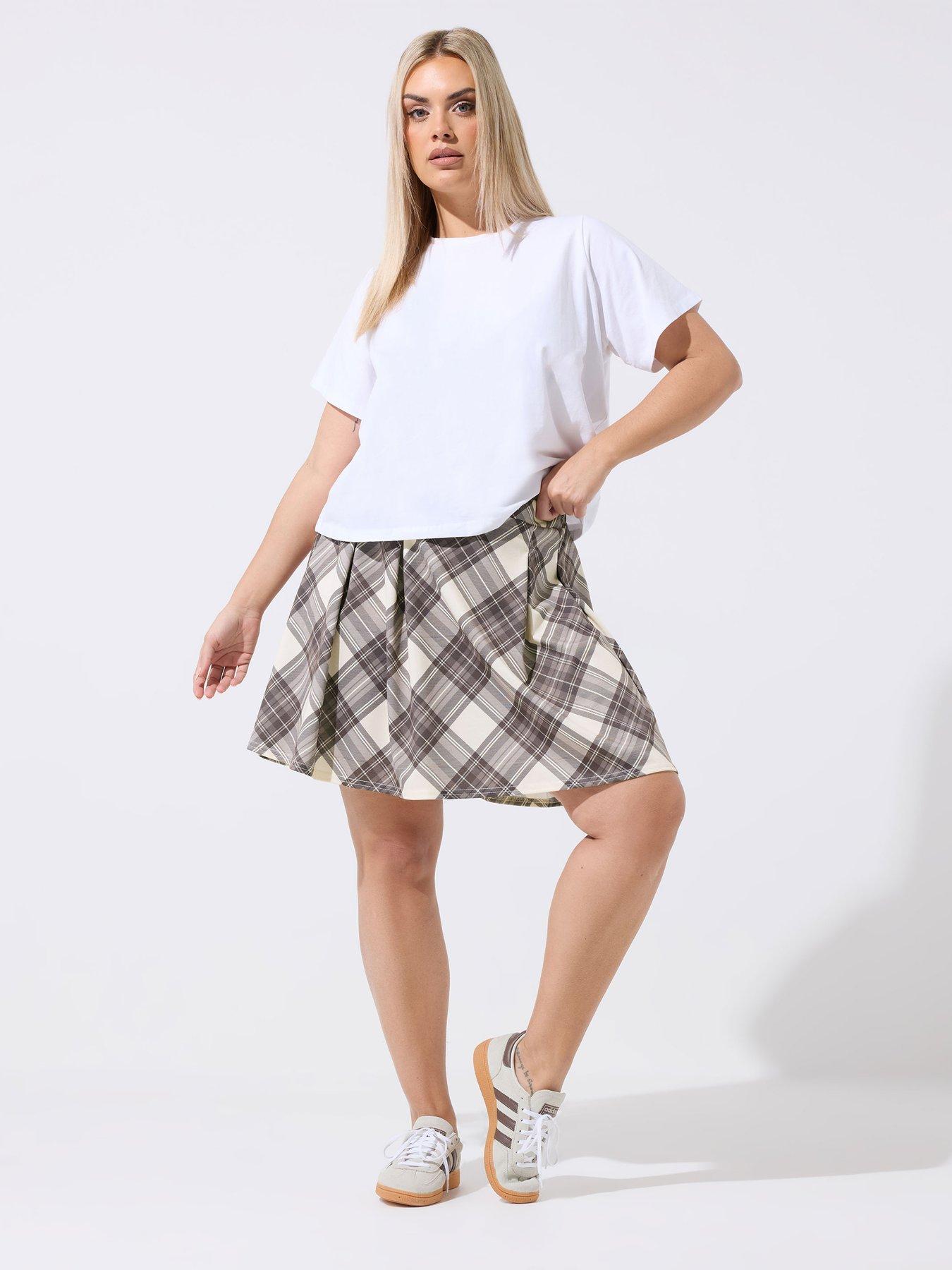 yours-curve-check-pleat-skirtback