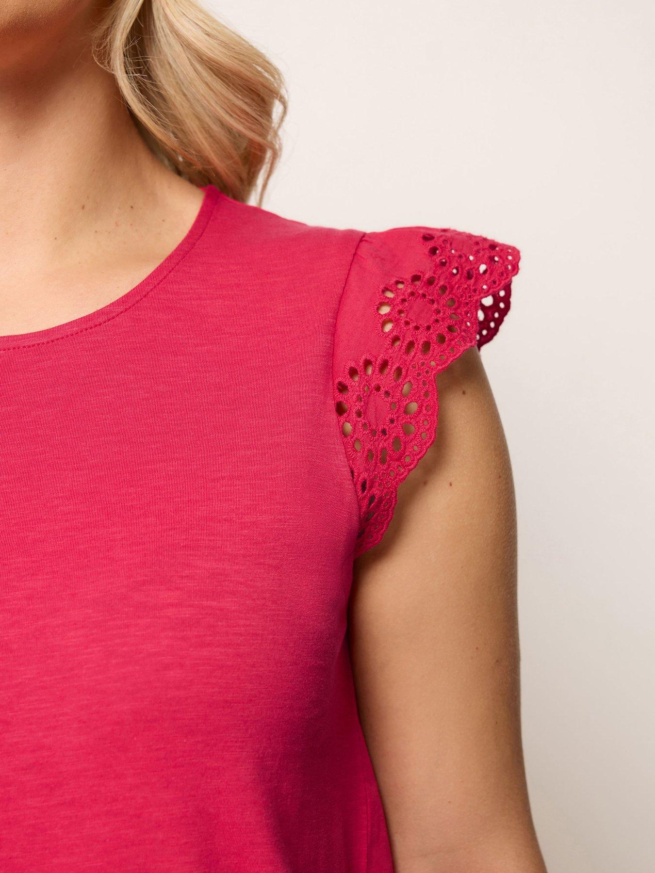 yours-curve-broderie-frill-sleeve-vest-redoutfit