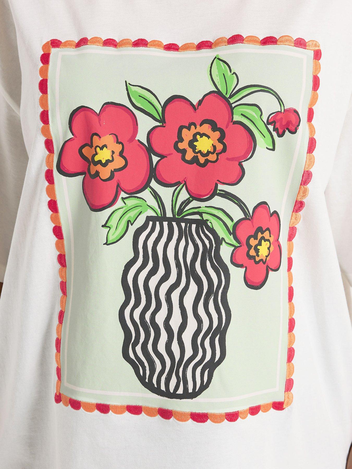 yours-curve-placement-print-relaxed-t-shirt-whiteoutfit