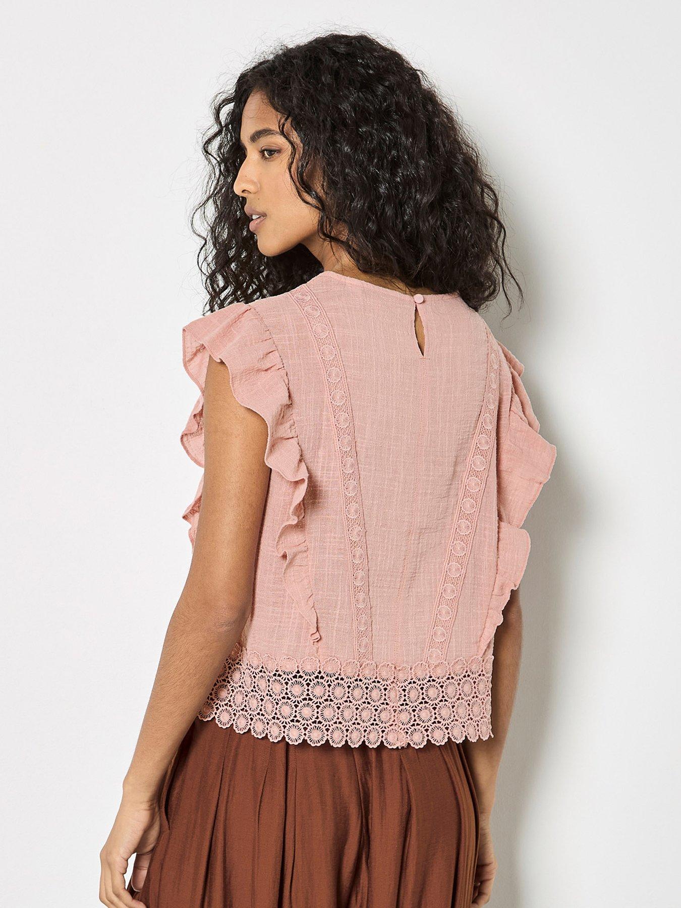 apricot-apricot-lace-trim-frill-edge-topstillFront