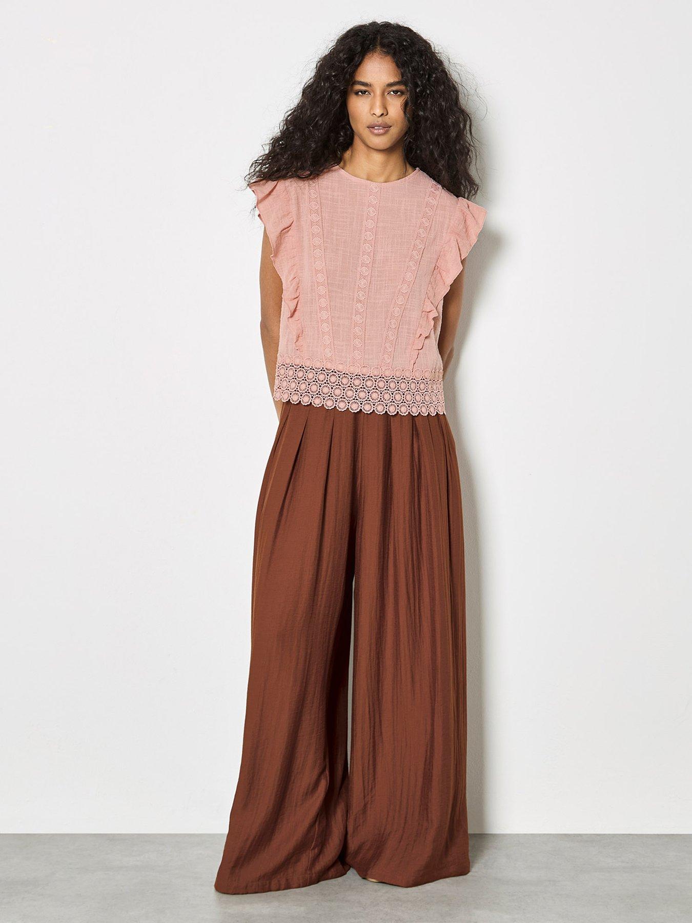 apricot-apricot-lace-trim-frill-edge-topback