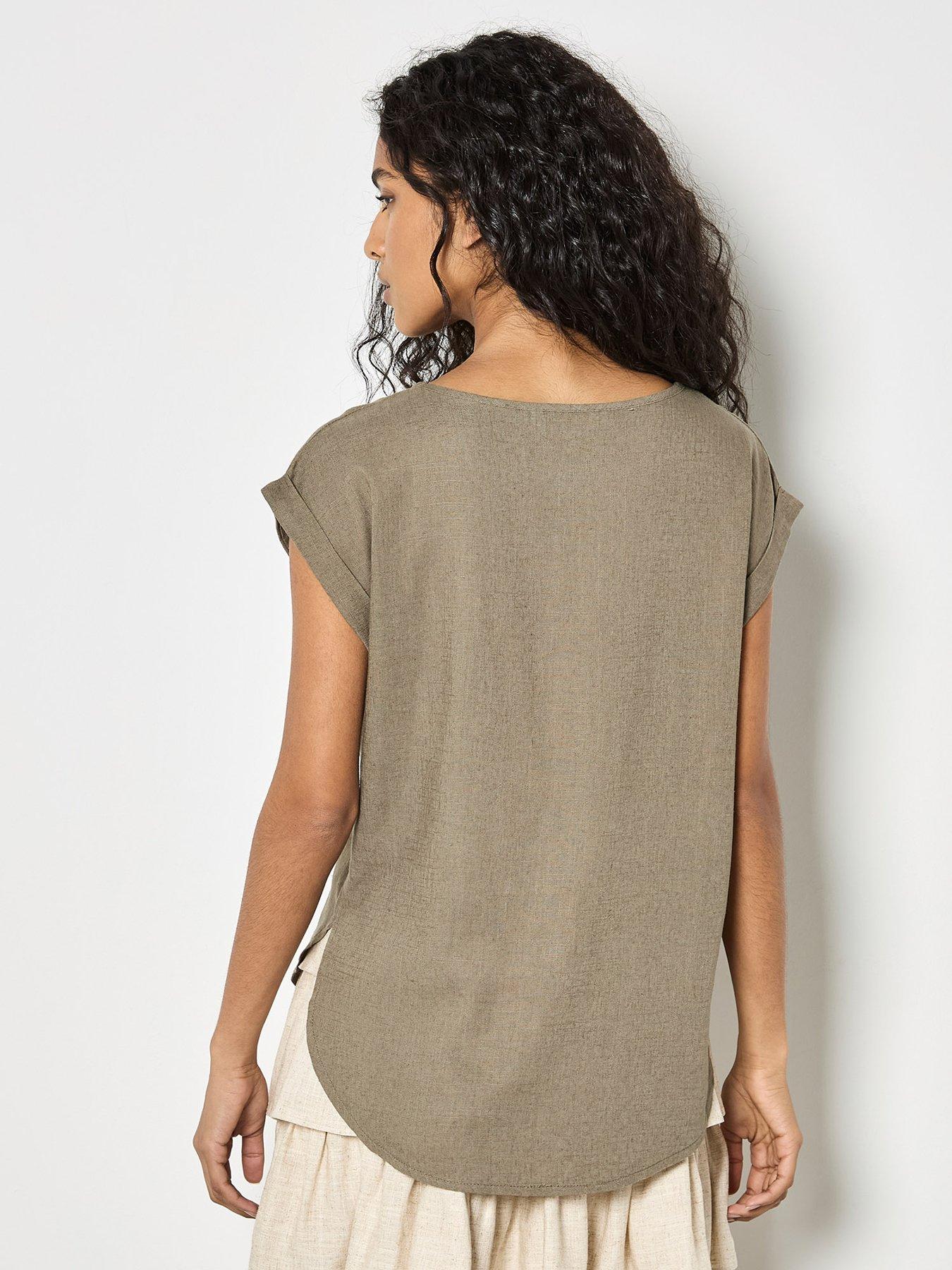 apricot-apricot-crochet-pocket-turn-up-teestillFront