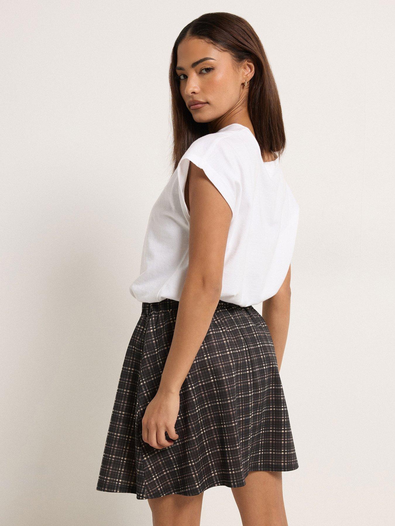 pixiegirl-petite-check-mini-skirtstillFront
