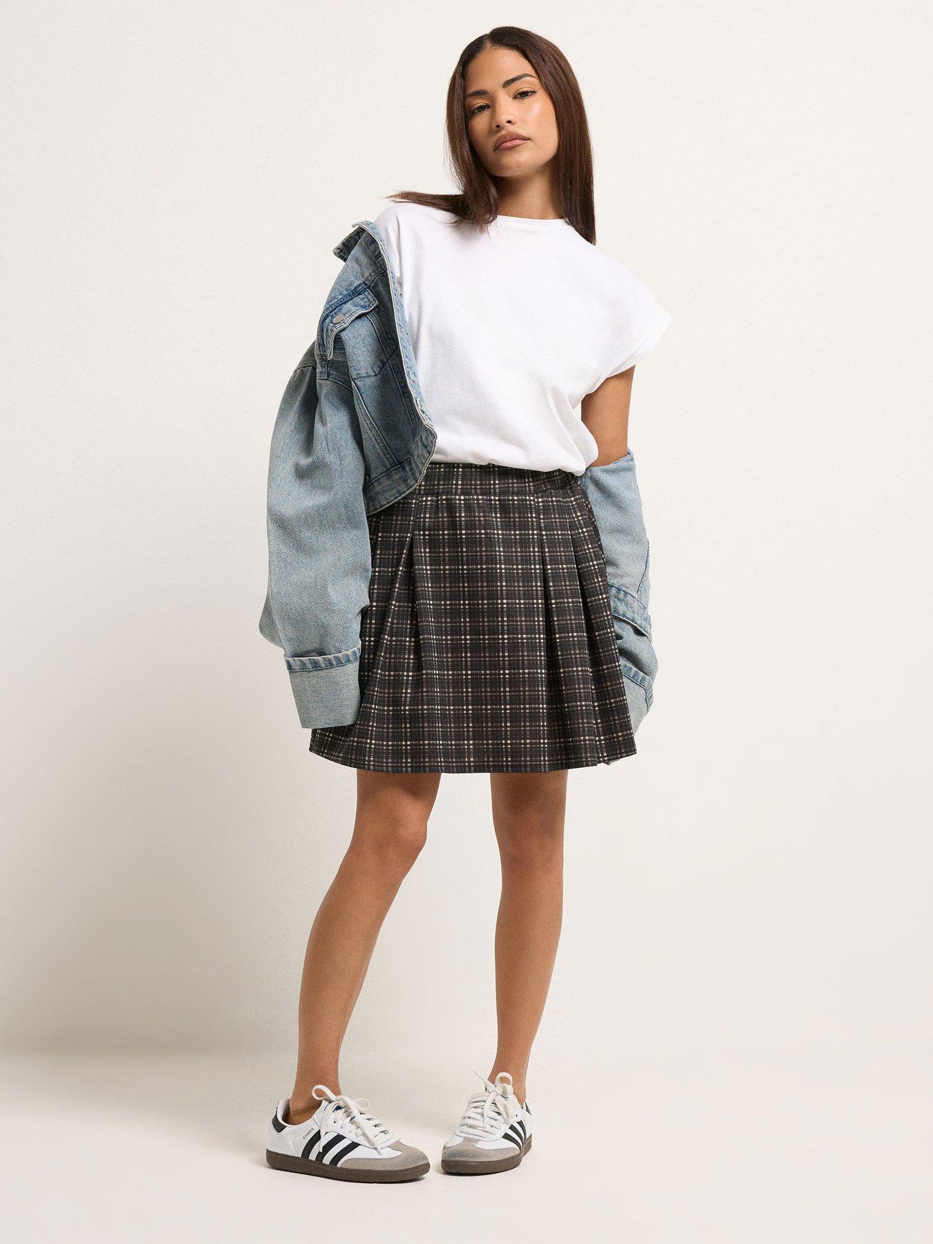 Image 3 of 5 of PixieGirl Petite Check Mini Skirt - Brown