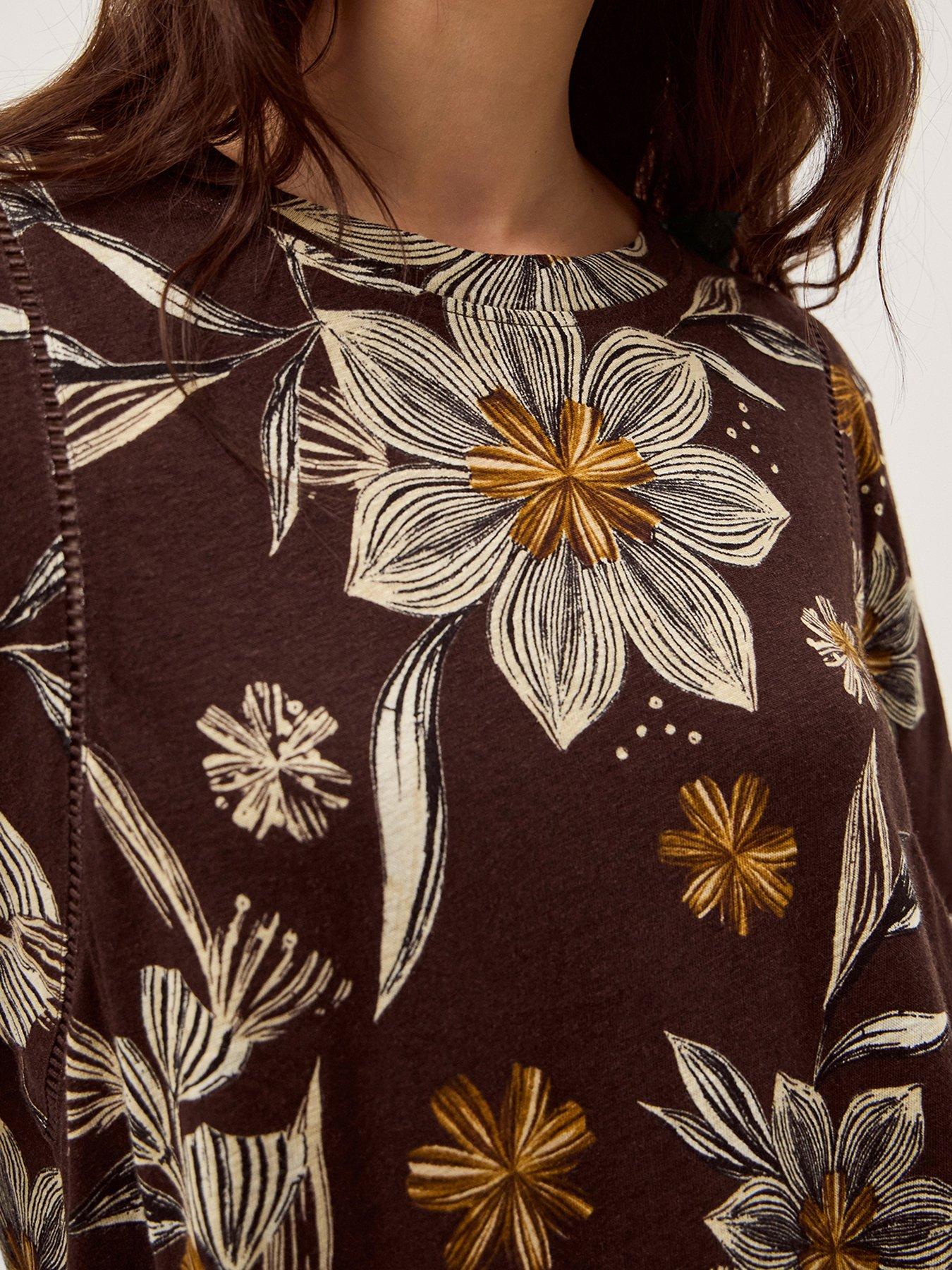 monsoon-esther-print-t-shirtdetail