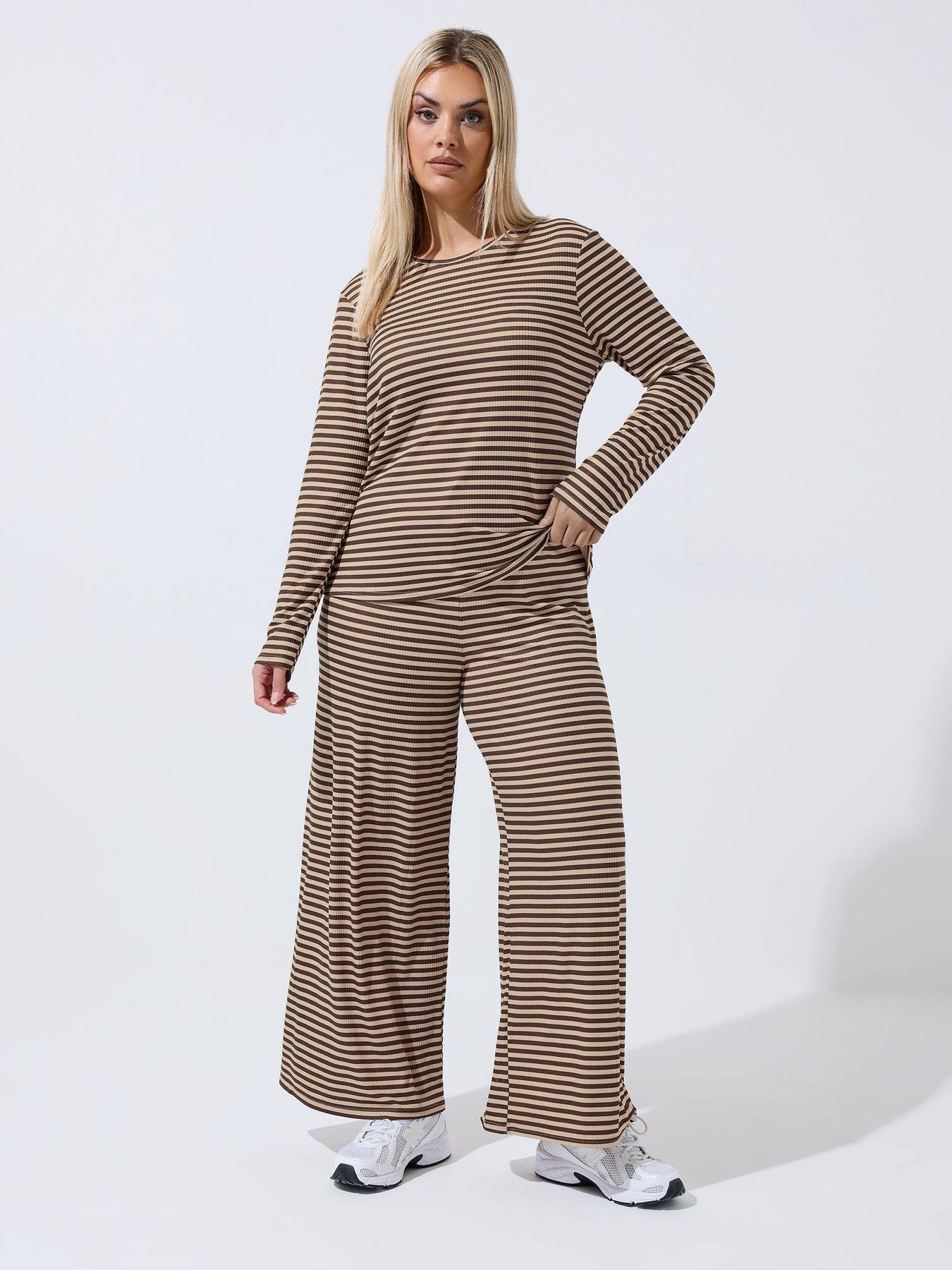 Image 3 of 5 of Yours Curve Stripe Printed Ribbed Top