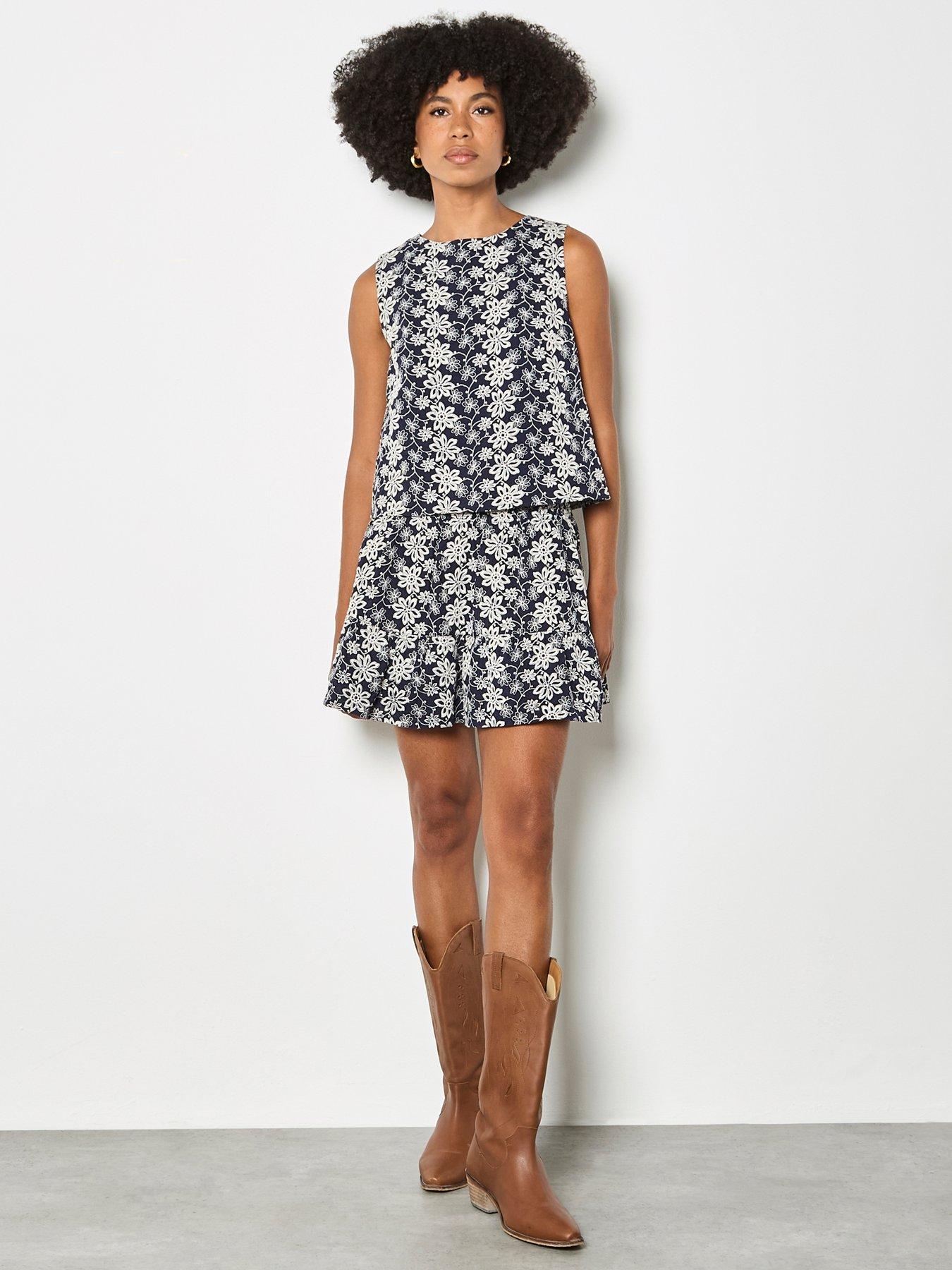 apricot-apricot-embroidered-floral-mini-skirtback