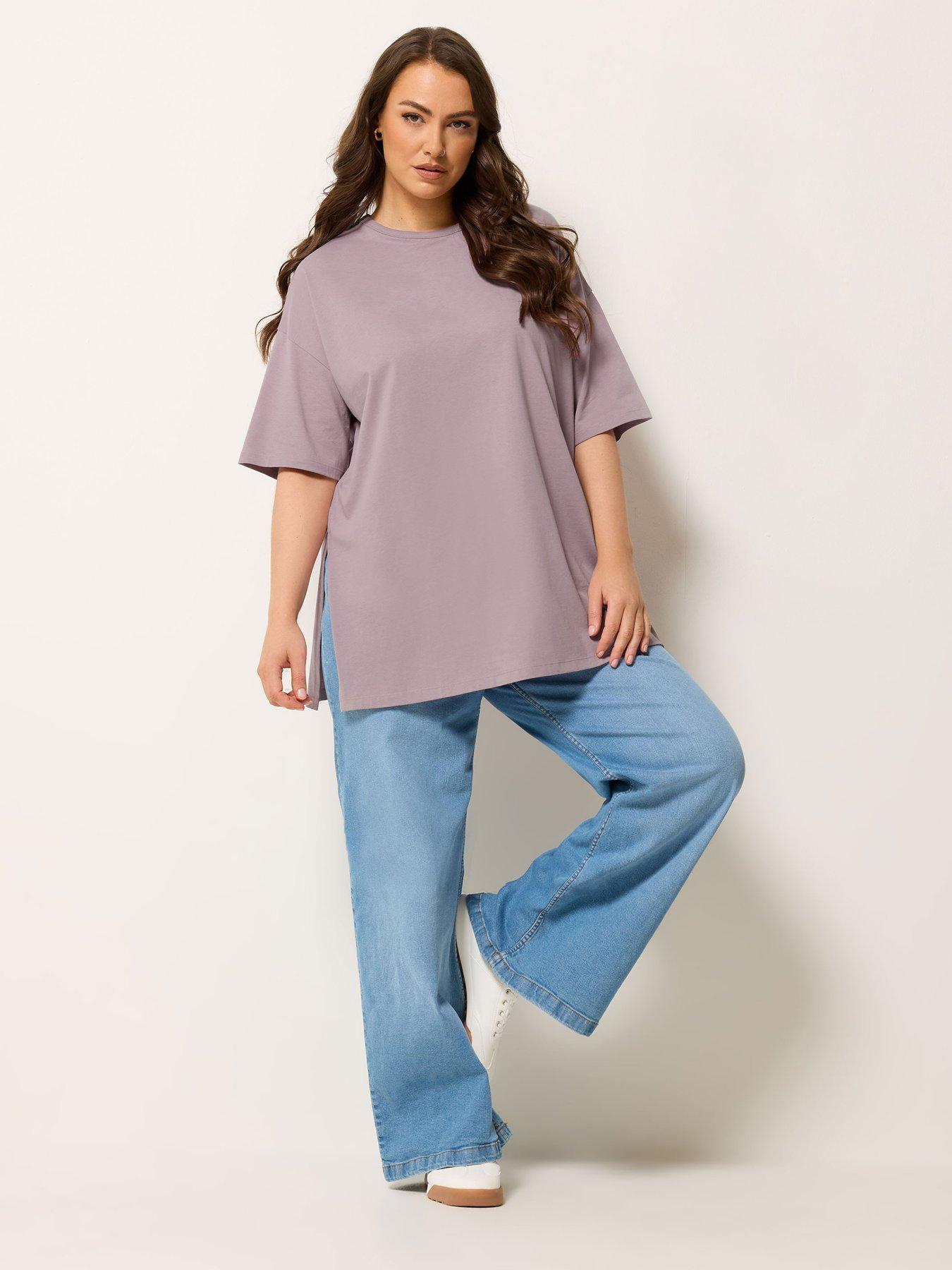Image 3 of 5 of Yours Curve Relaxed Longline Side Split T-Shirt - Pink