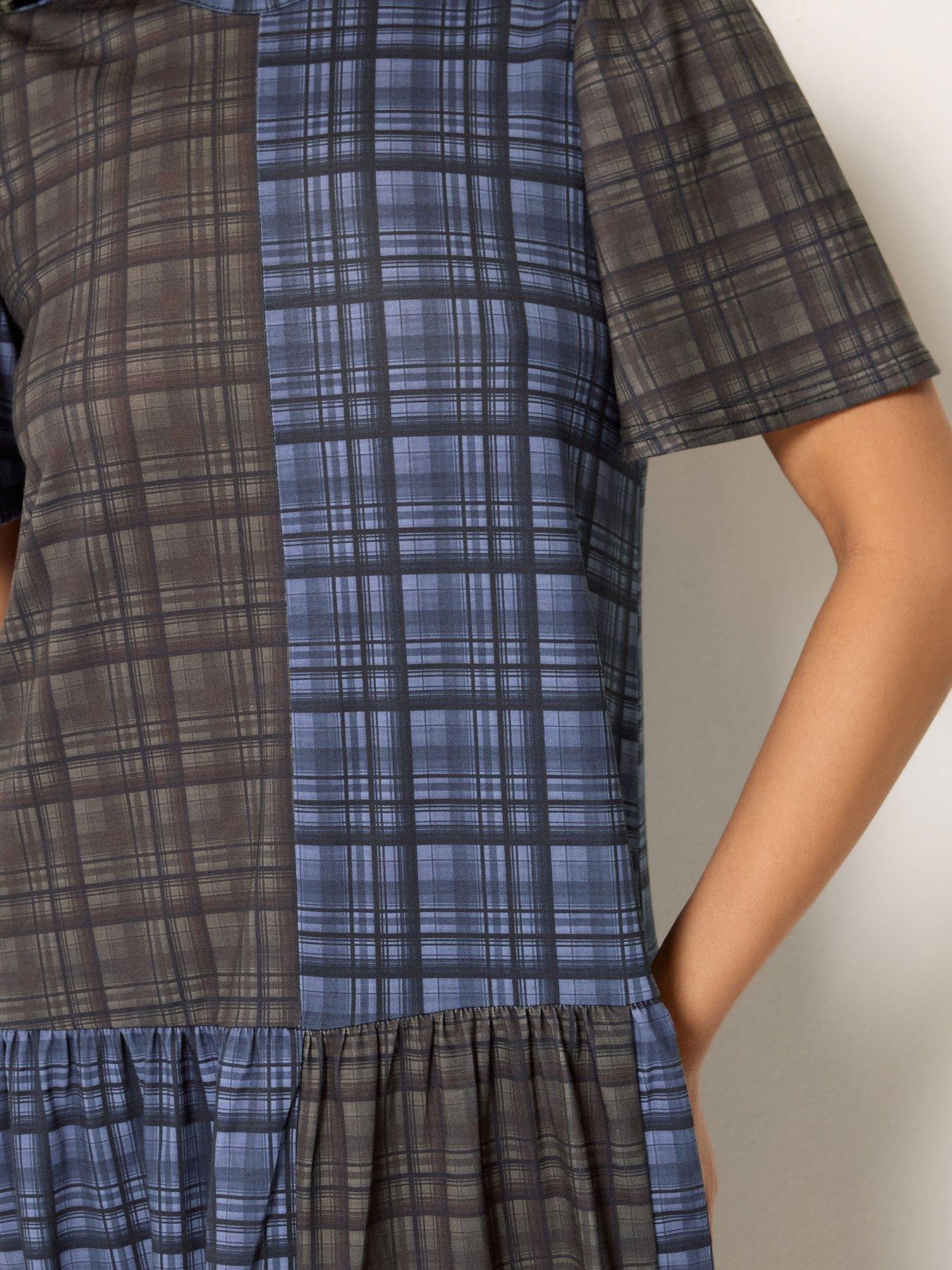 Image 4 of 5 of PixieGirl Petite Check Midaxi Dress