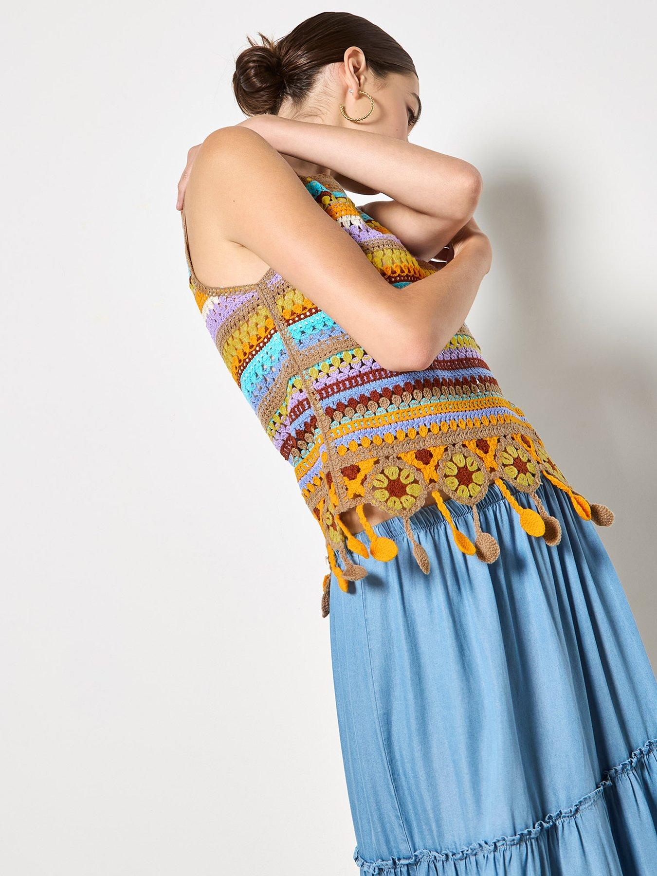 apricot-apricot-multi-stripe-tassle-crochet-topdetail