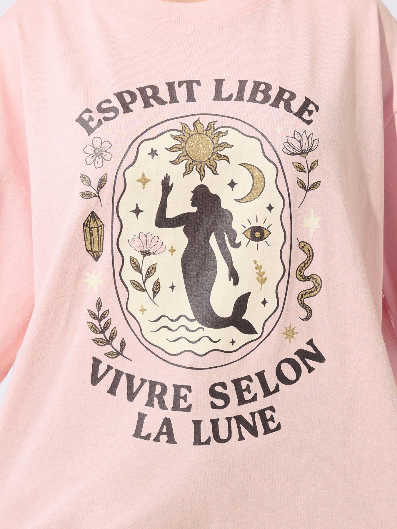 yours-curve-la-lune-t-shirt-pinkoutfit