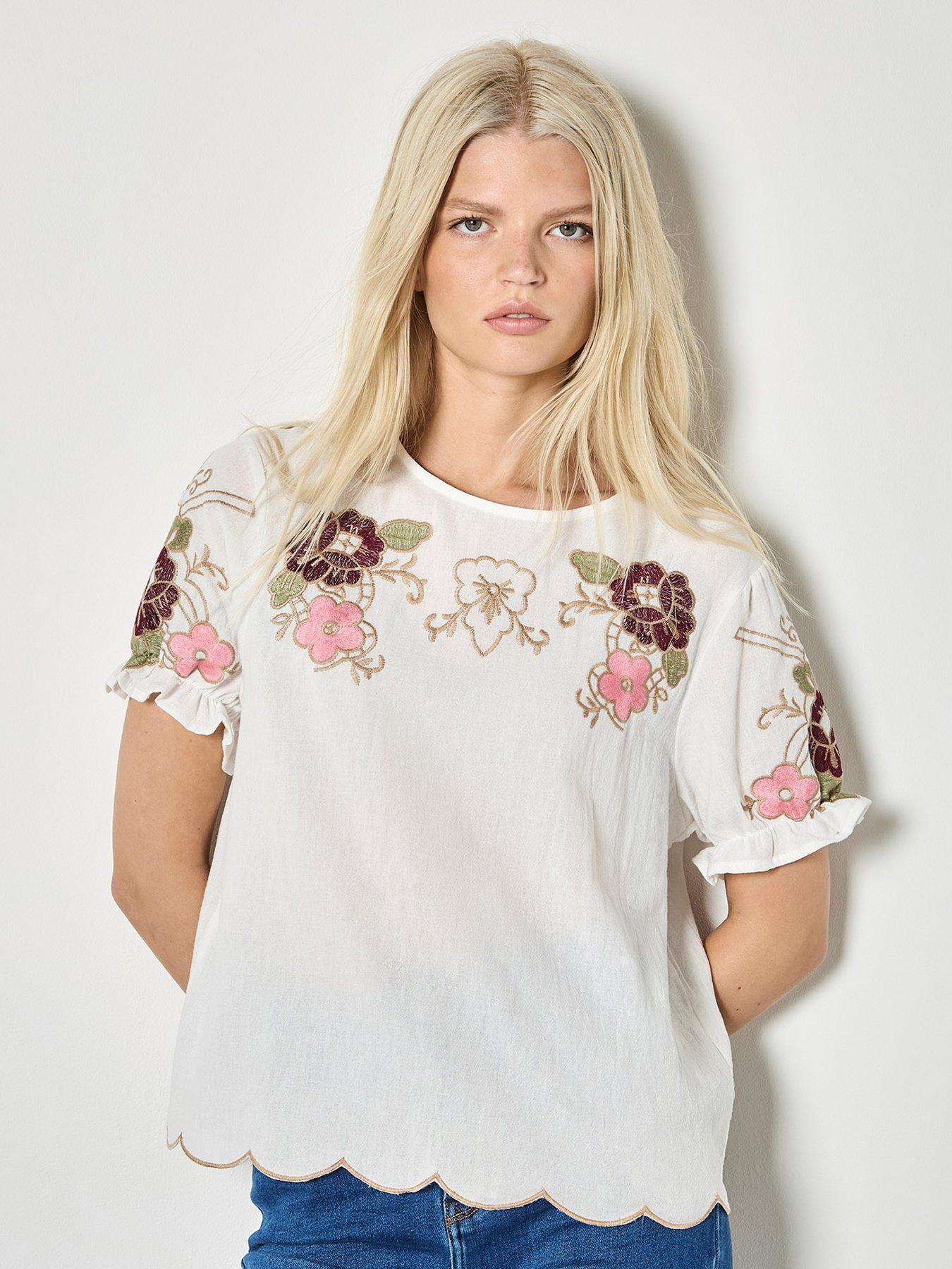 apricot-apricot-floral-embroid-ruffle-slv-topfront