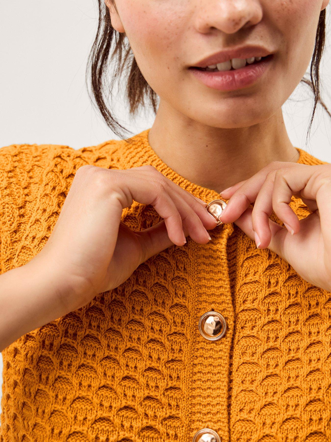 monsoon-sarna-stitch-cardidetail