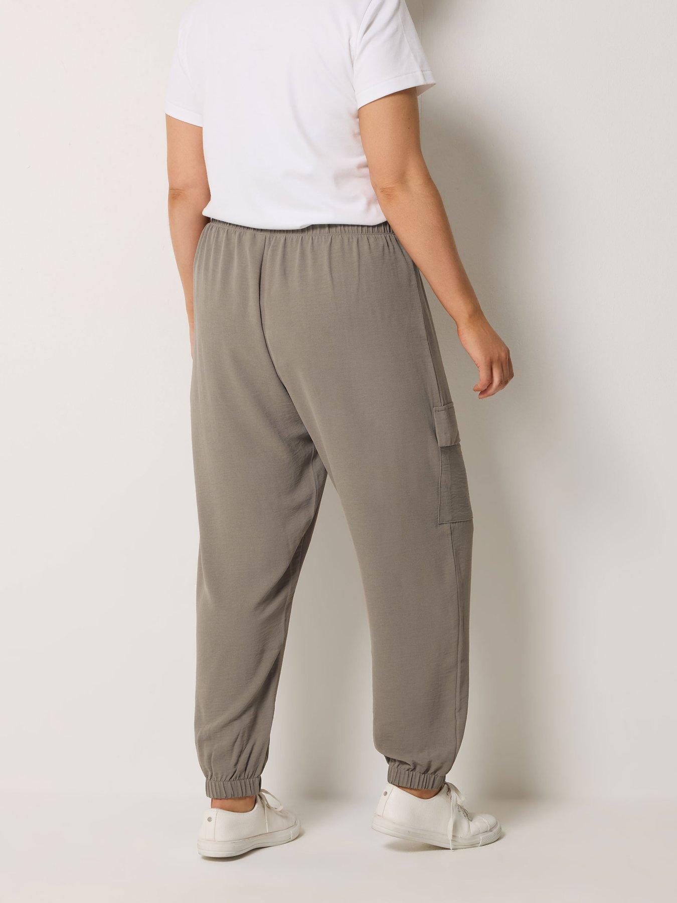 Image 2 of 5 of Yours Curve Washed Twill Cargo Joggers - Natural