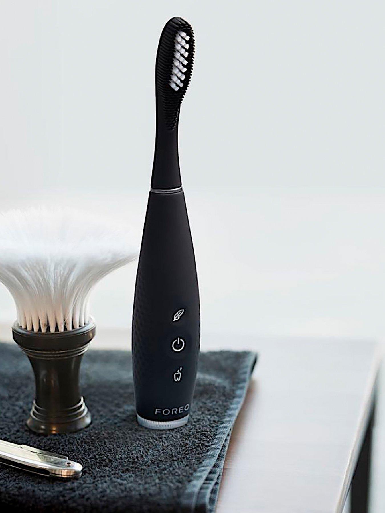 foreo-issa-4-plus-blackdetail