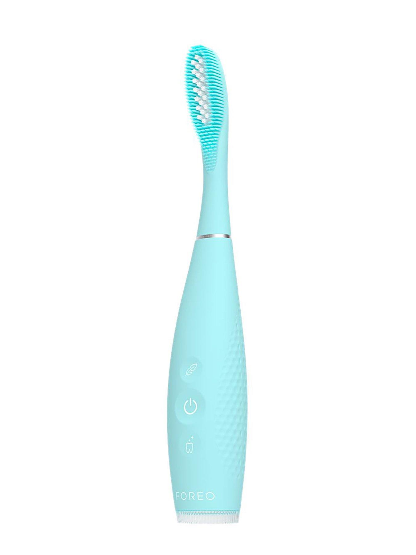 foreo-issa-4-artic-bluestillFront
