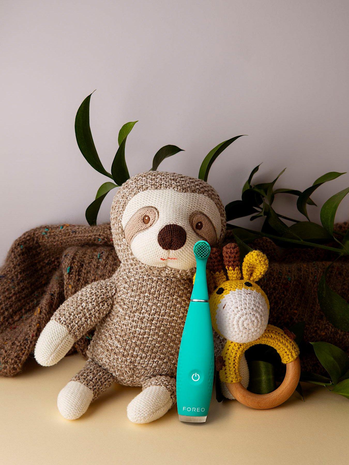 foreo-issa-4-baby-kiwi-greendetail