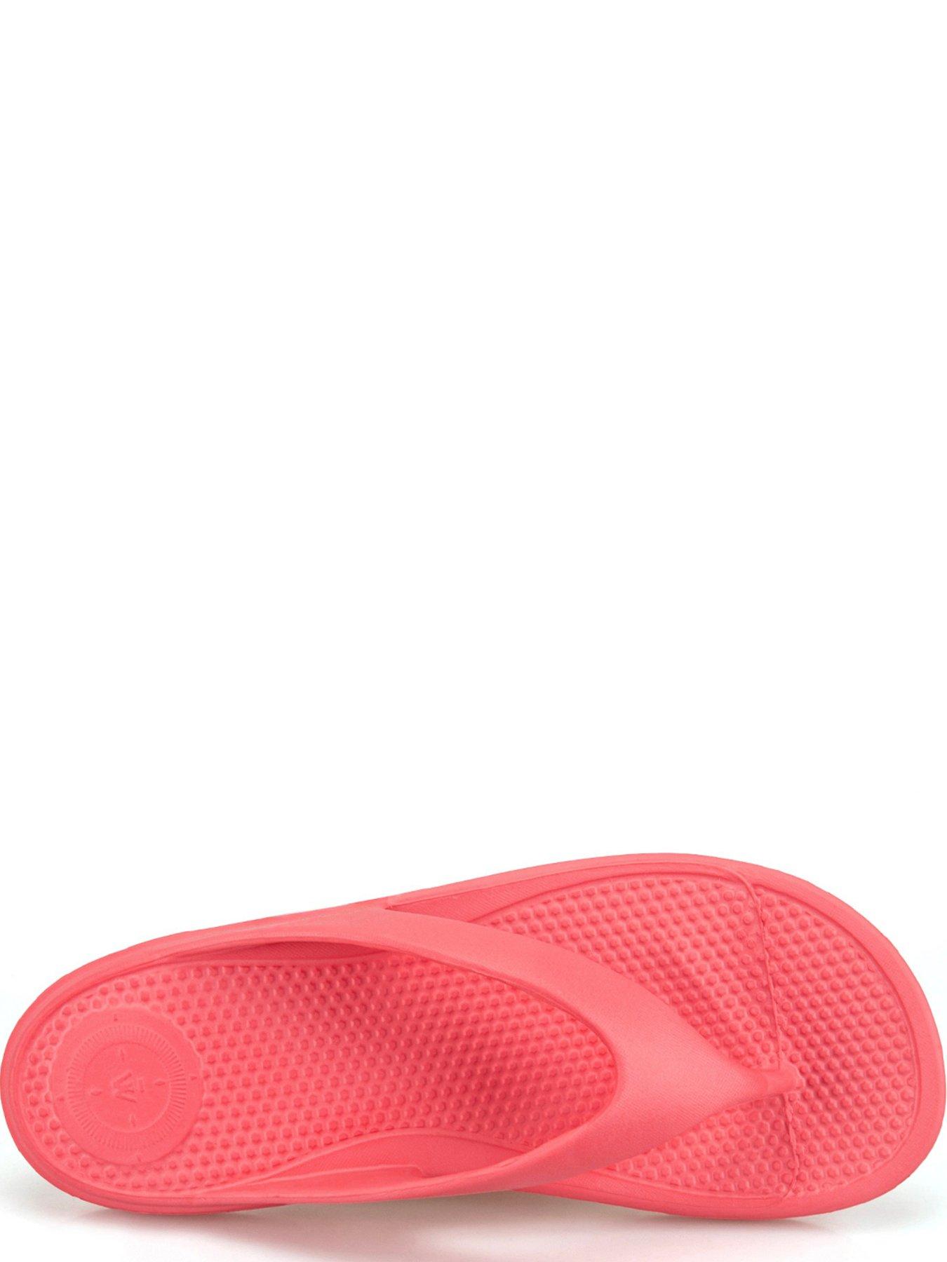 totes-totes-solbounce-ladies-toe-post-watermelonoutfit