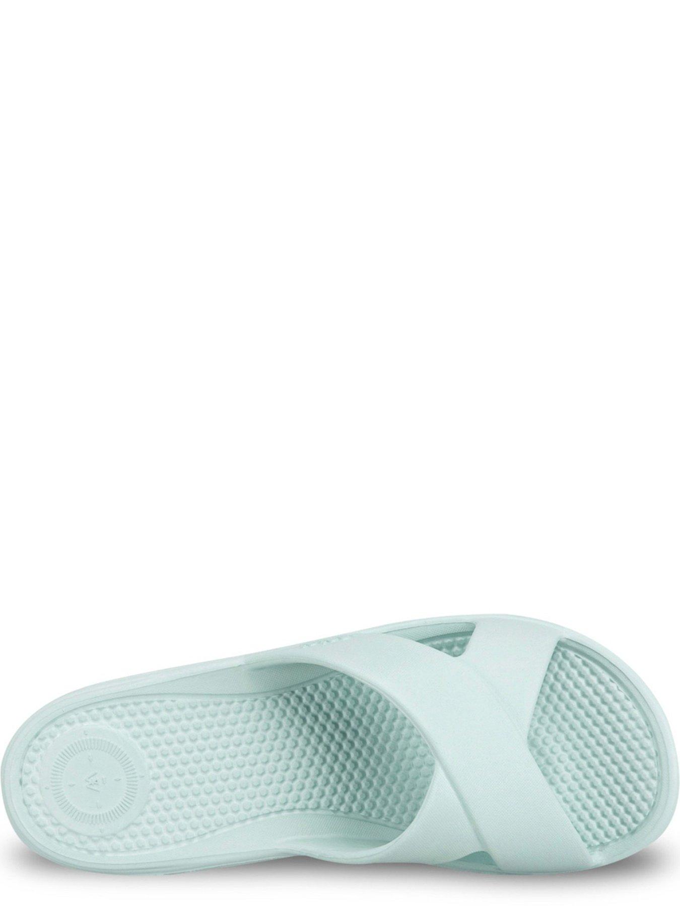 totes-totes-solbounce-ladies-cross-slide-mintoutfit