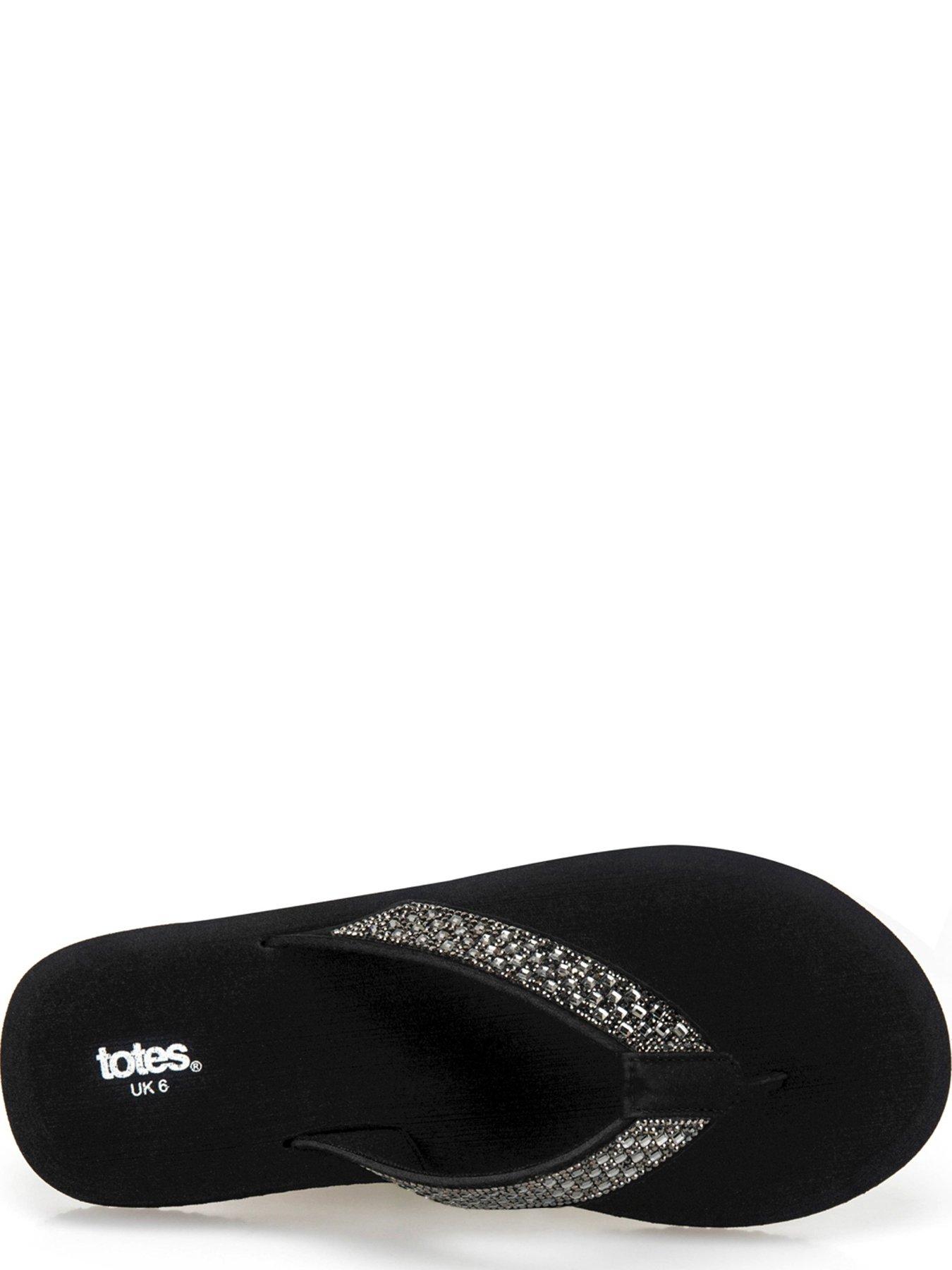 totes-totes-ladies-beaded-wedge-flip-flop-blackoutfit