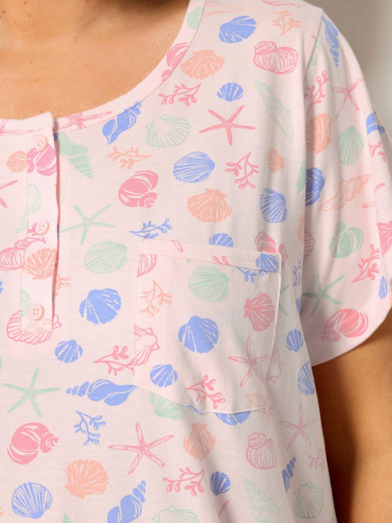 Image 4 of 5 of Yours Curve Shell Print Placket Nightdress - Pink