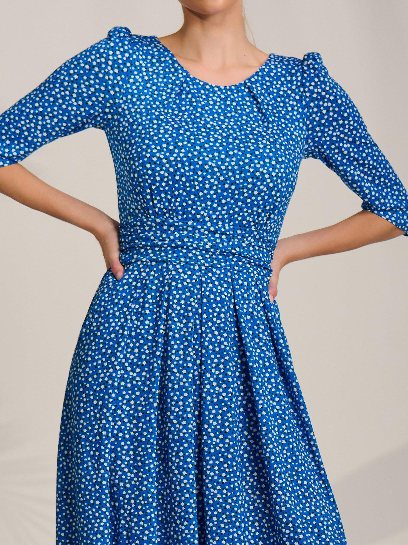 Image 4 of 7 of Jolie Moi Sleeve Printed Jersey Midi Dress