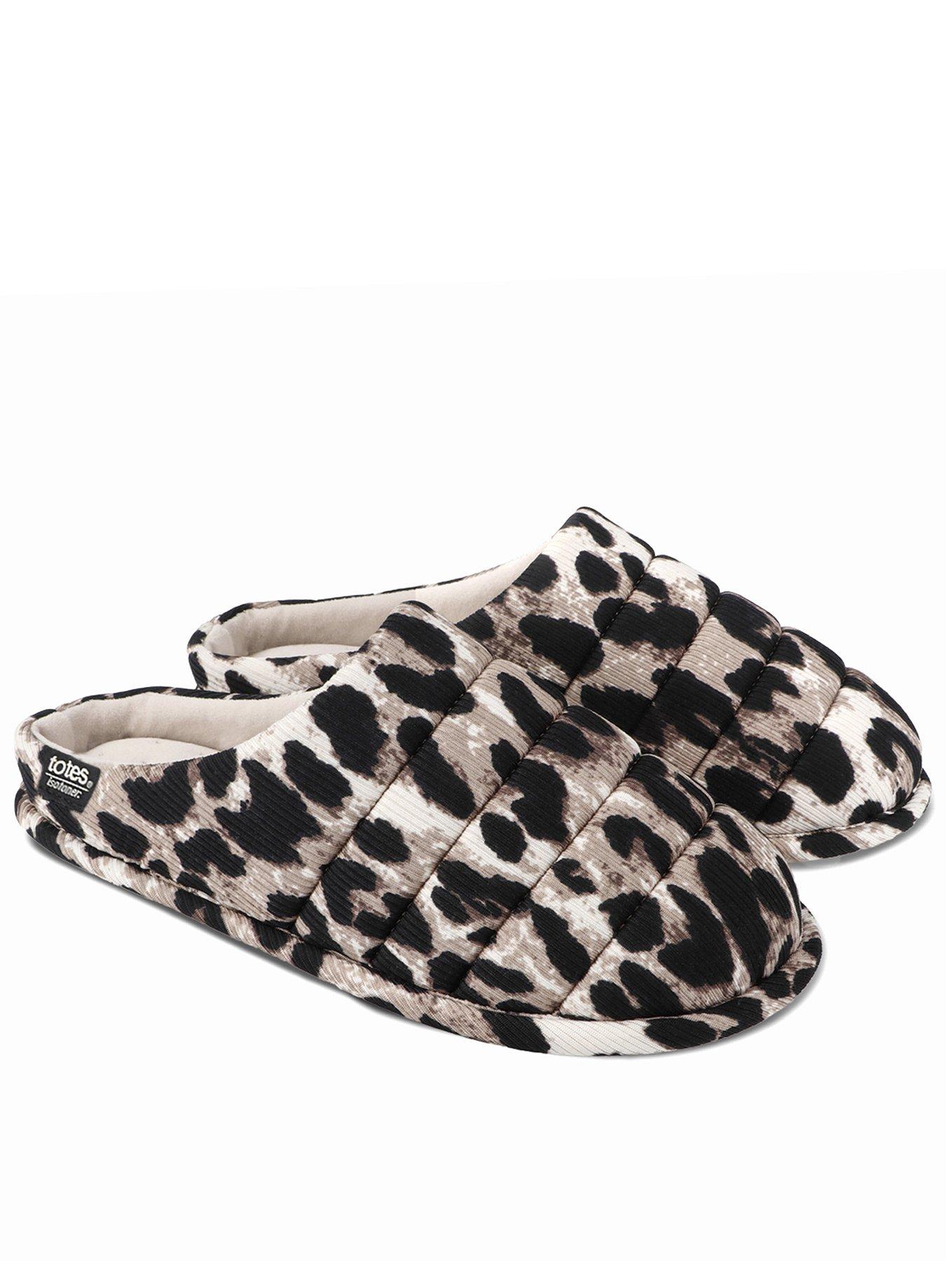 totes-isotoner-isotoner-ladies-animal-swept-back-mule-slipper-animal