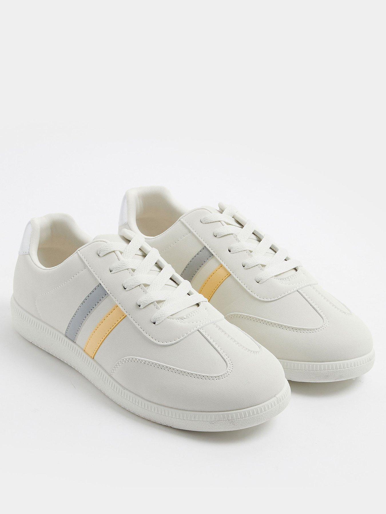 Image 2 of 4 of Yours Extra Wide Fit Retro Stripe Trainer