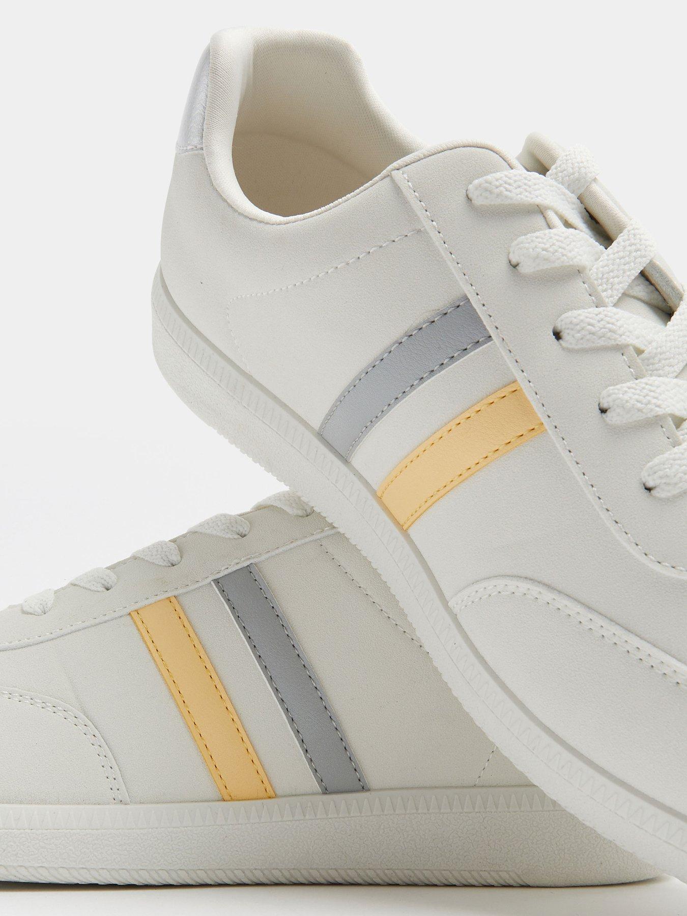 Image 4 of 4 of Yours Extra Wide Fit Retro Stripe Trainer