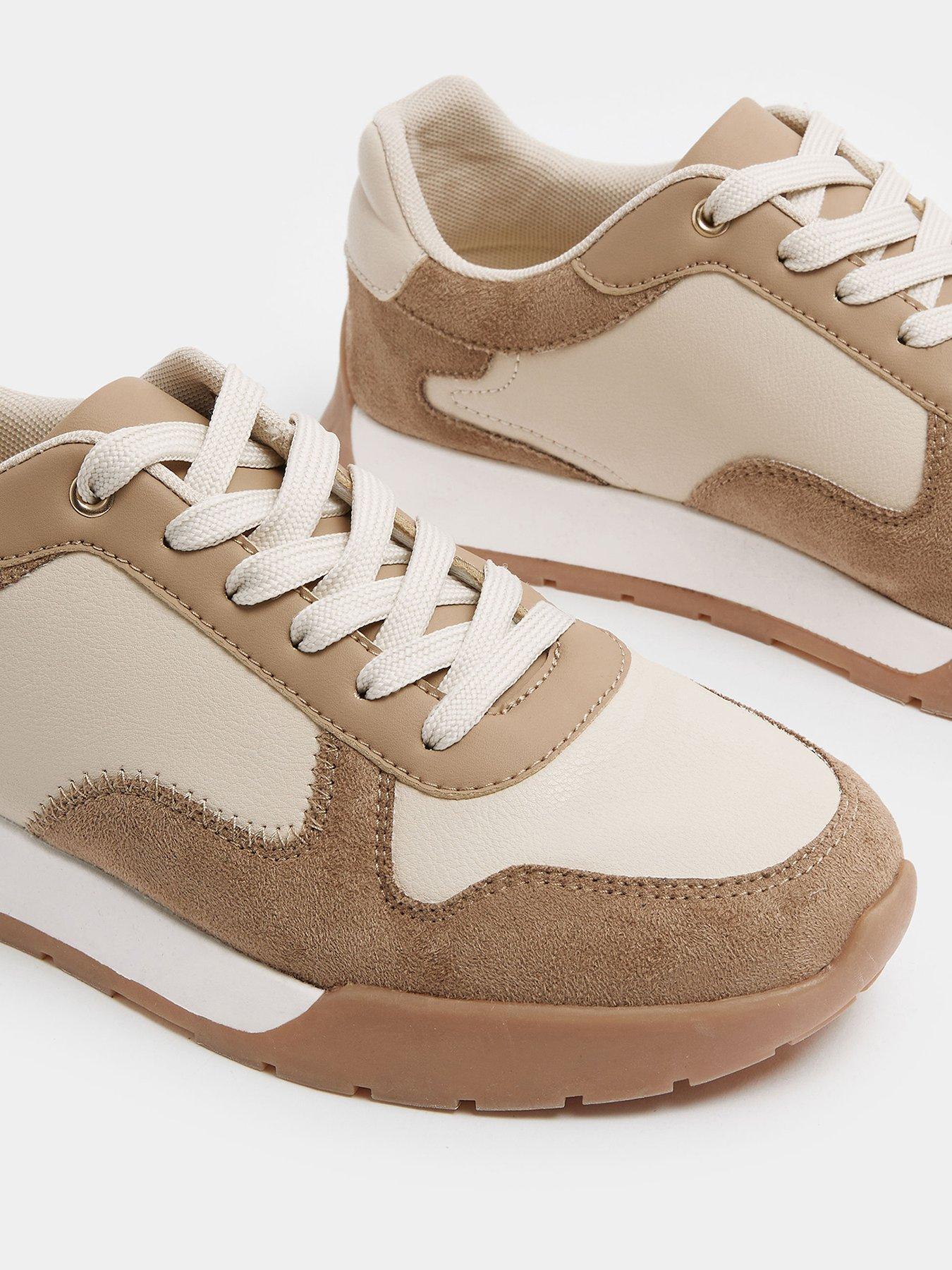 Image 4 of 4 of Yours Extra Wide Fit Sole Panelled Runner Shoe