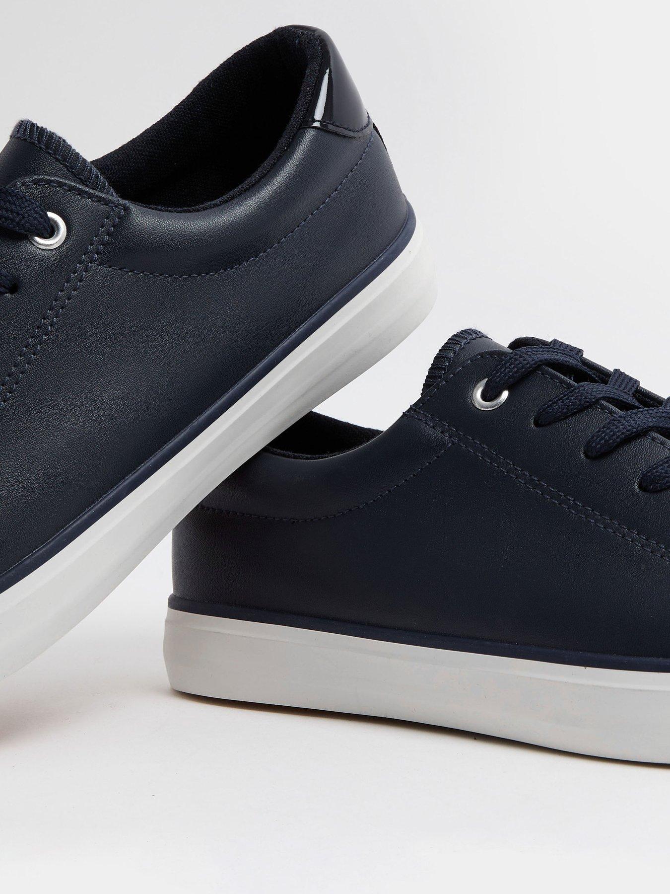 Image 4 of 4 of Yours Extra Wide Fit Slimsole Laceup Trainers