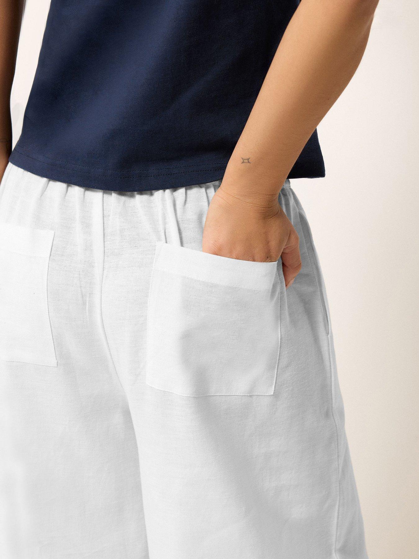 pixiegirl-petite-button-wide-leg-trousers-whiteoutfit